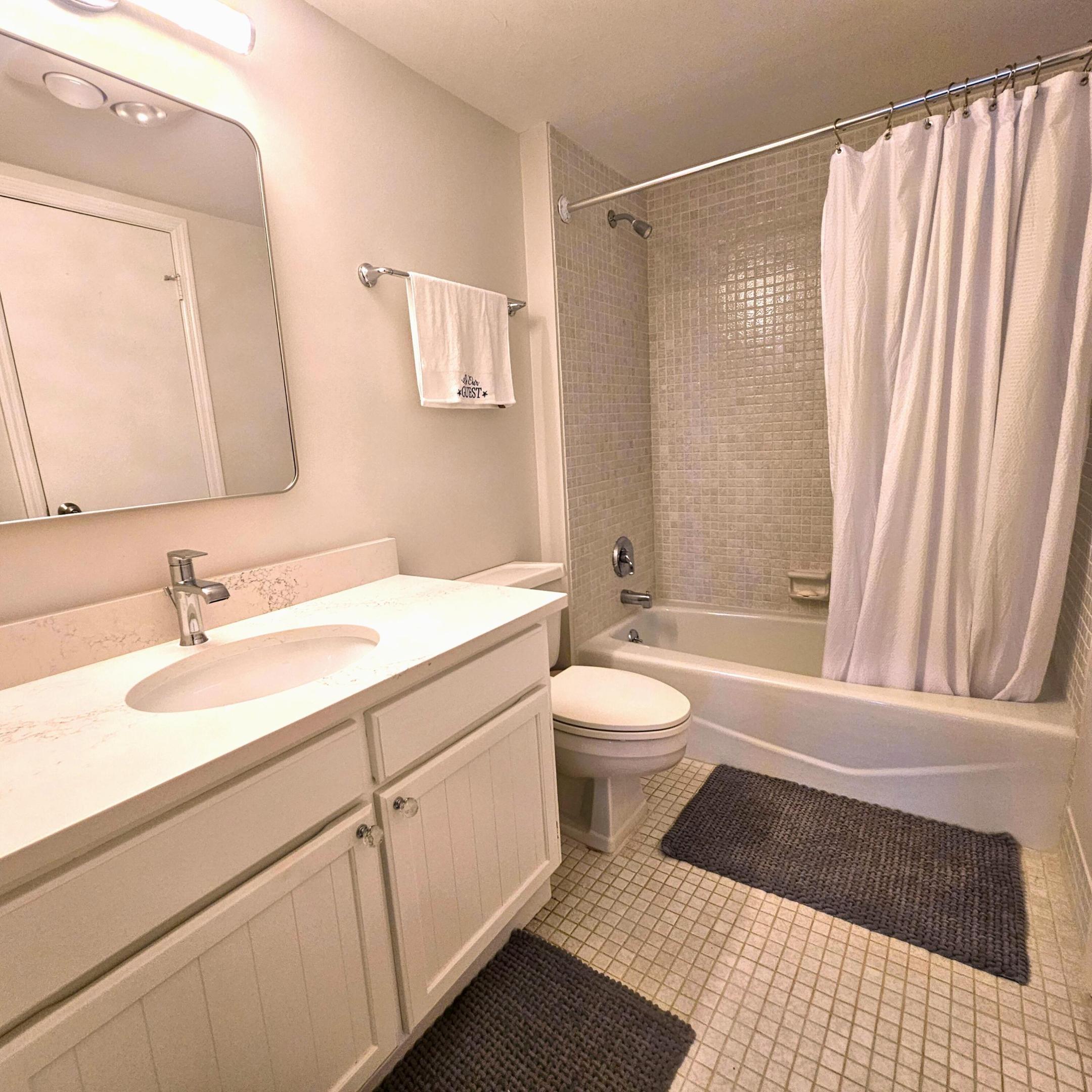 1357 NE Ocean #215, Stuart FL 34996