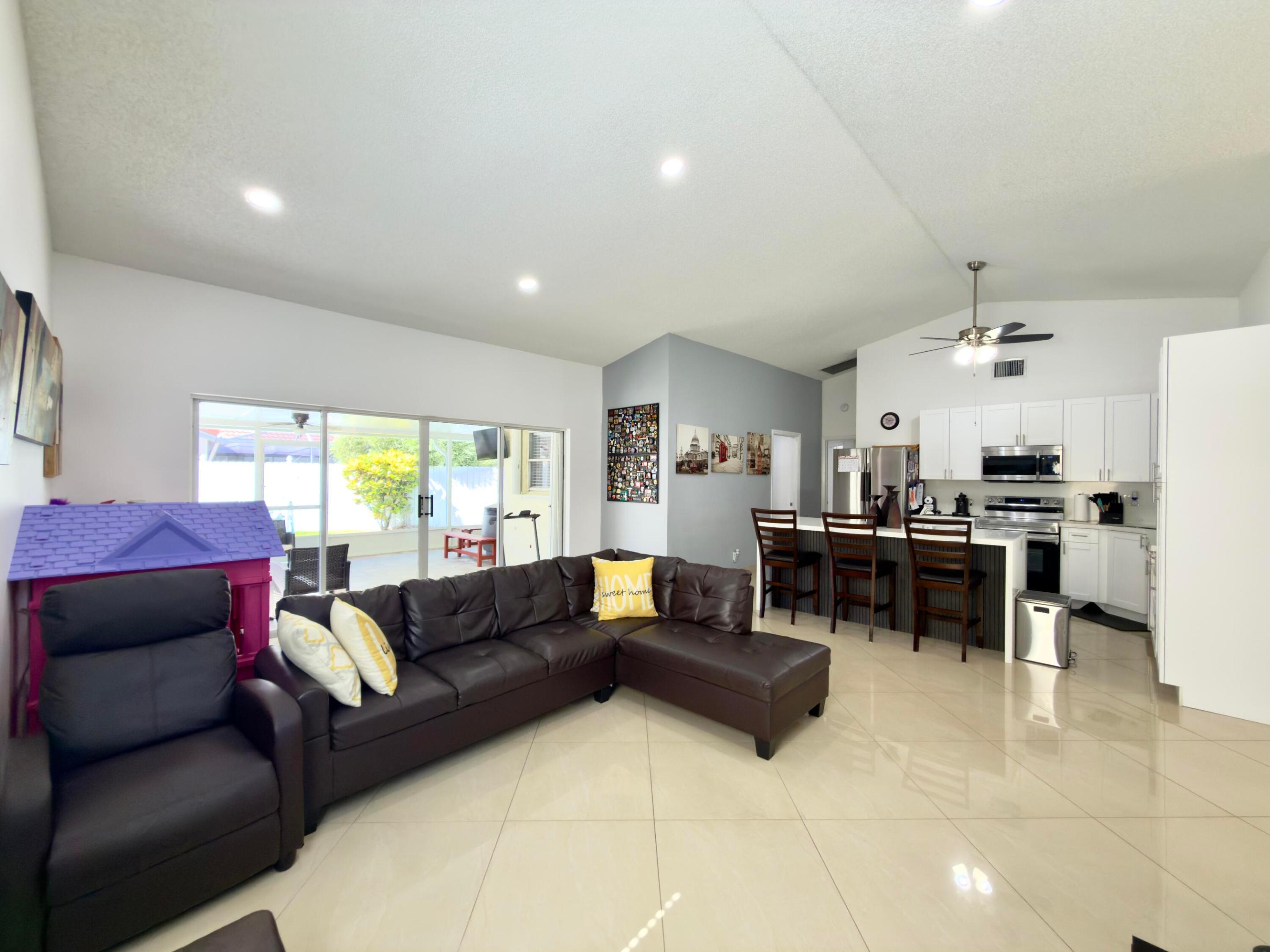 10189 Balsa, Palm Beach Gardens FL 33410