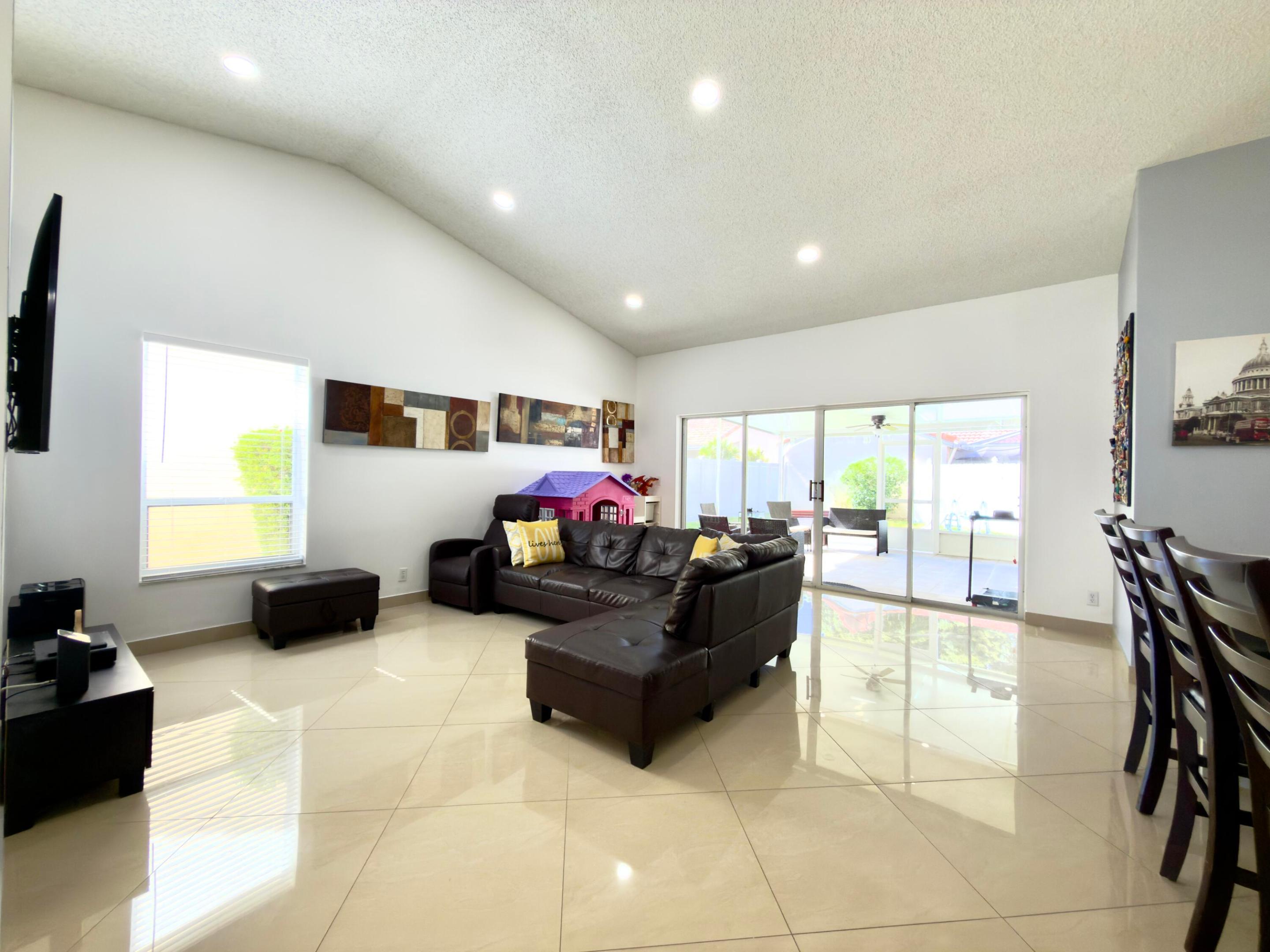 10189 Balsa, Palm Beach Gardens FL 33410