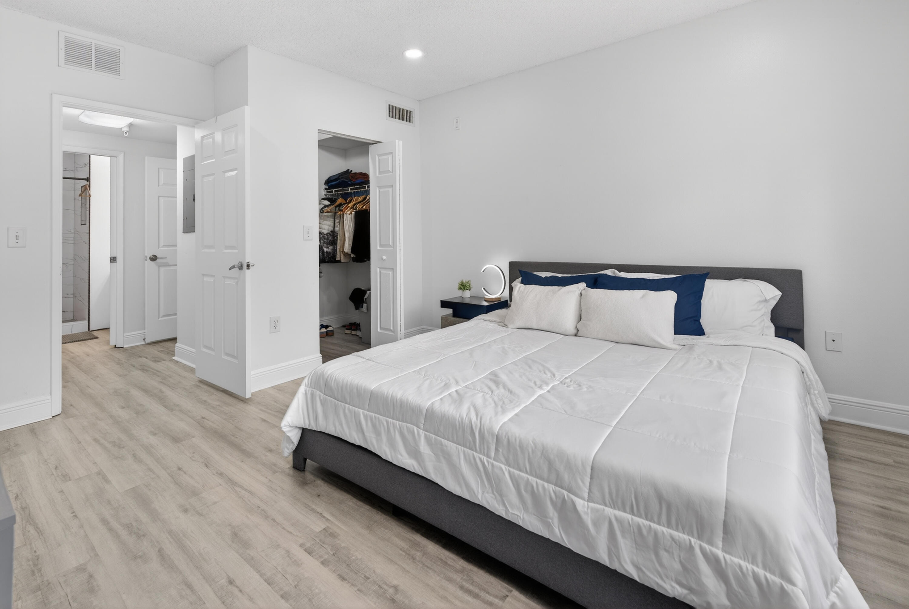 8020 N Nob Hill #305, Tamarac FL 33321