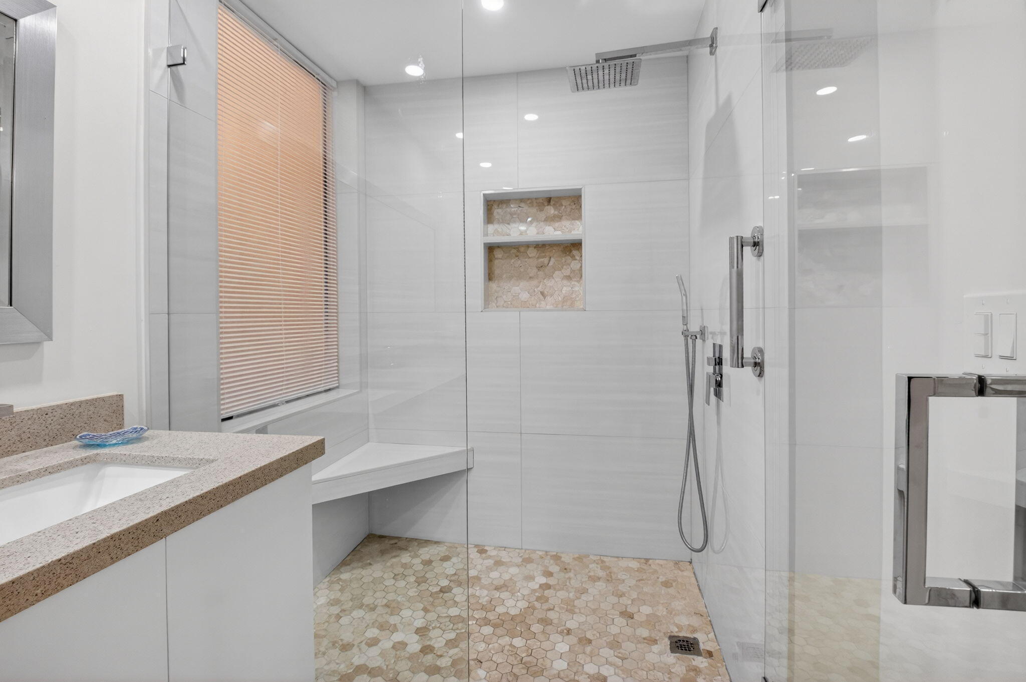 7484 La Paz #103, Boca Raton FL 33433