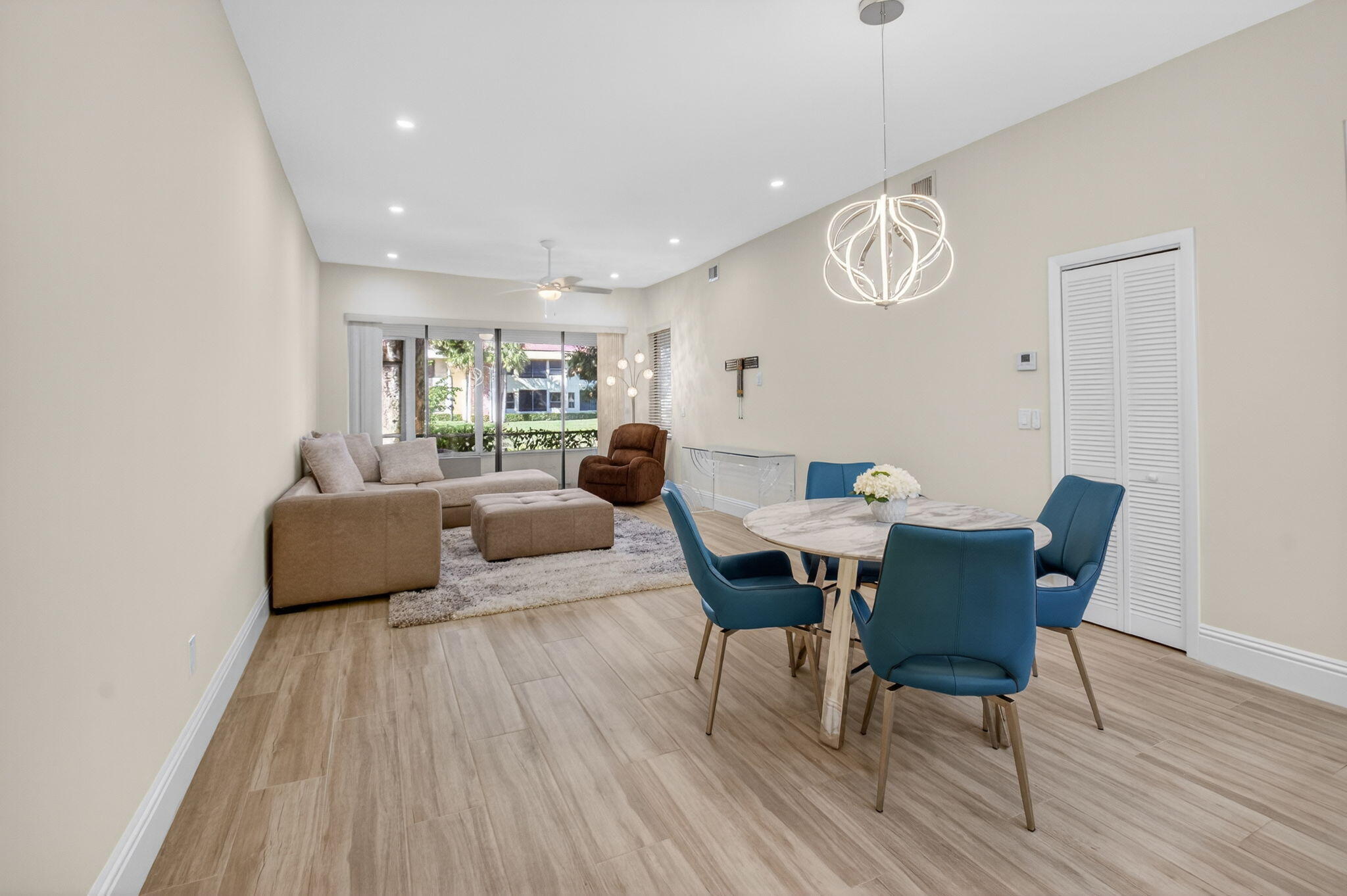 7484 La Paz #103, Boca Raton FL 33433