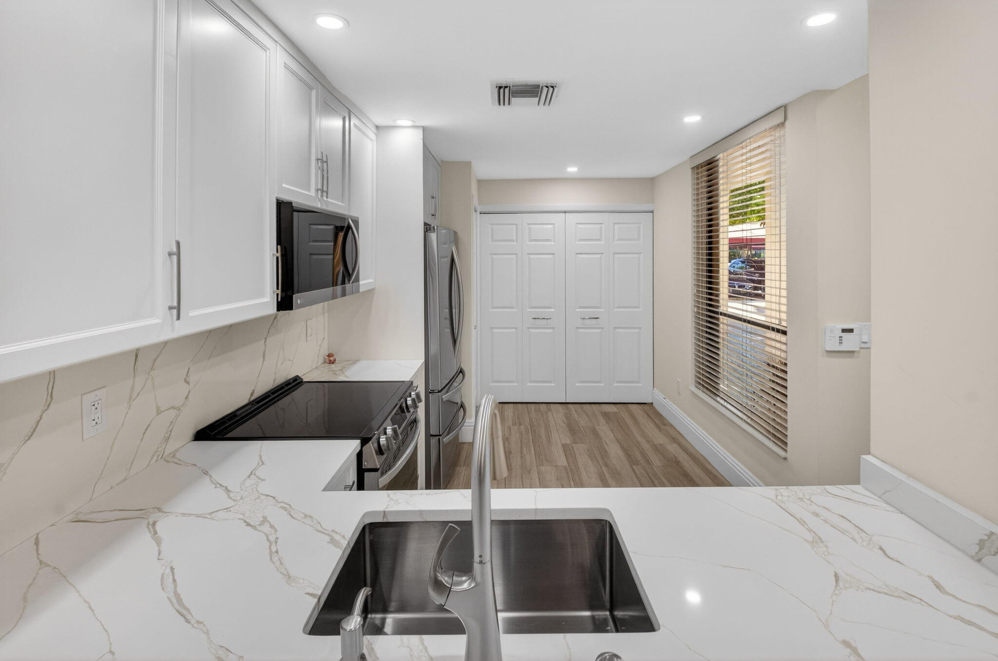 7484 La Paz #103, Boca Raton FL 33433