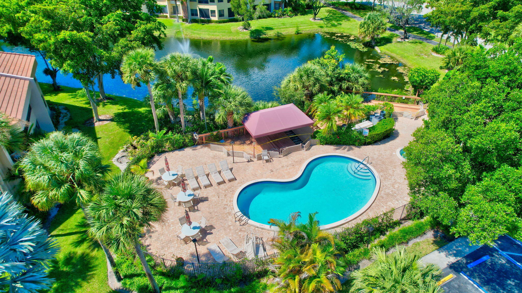7484 La Paz #103, Boca Raton FL 33433