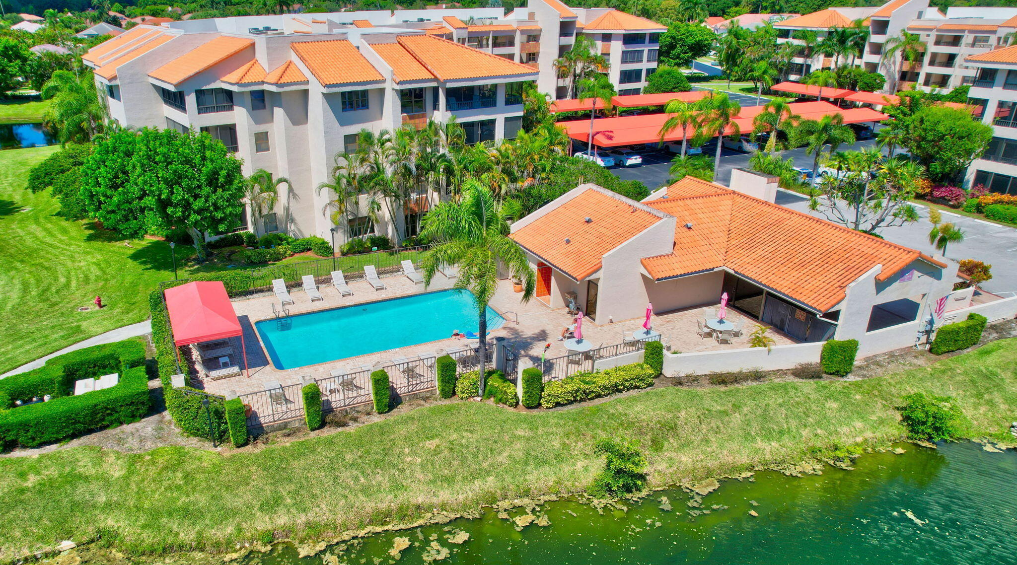 7484 La Paz #103, Boca Raton FL 33433