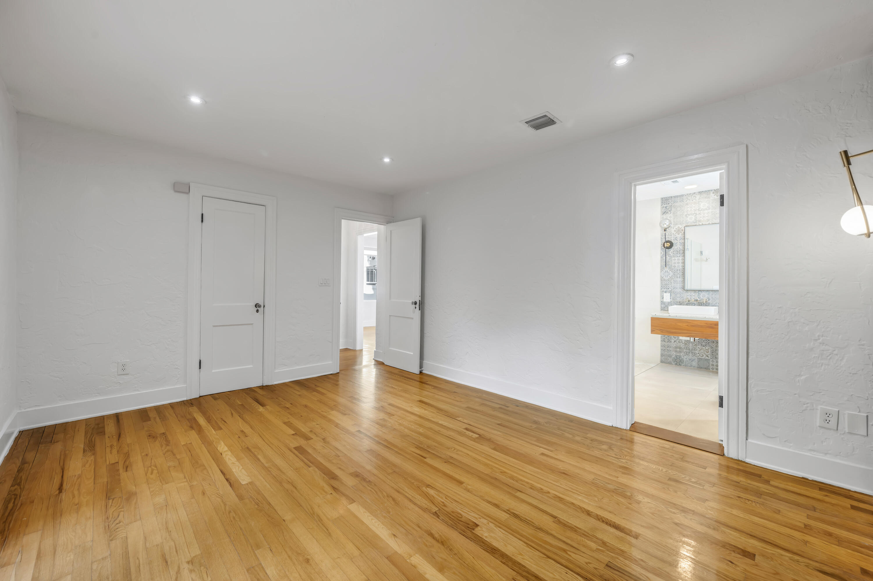 1612 SE 2nd, Fort Lauderdale FL 33301