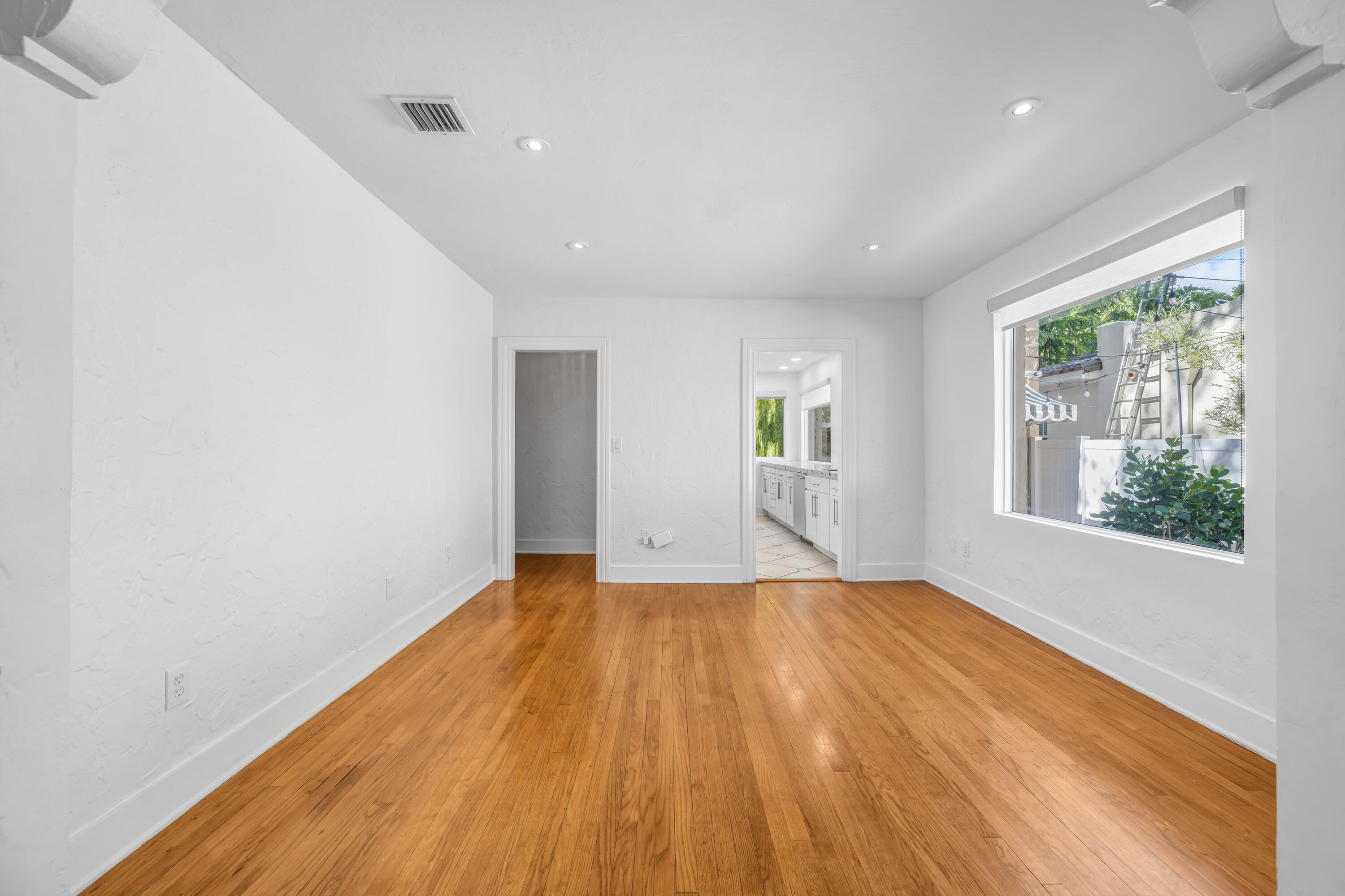 1612 SE 2nd, Fort Lauderdale FL 33301