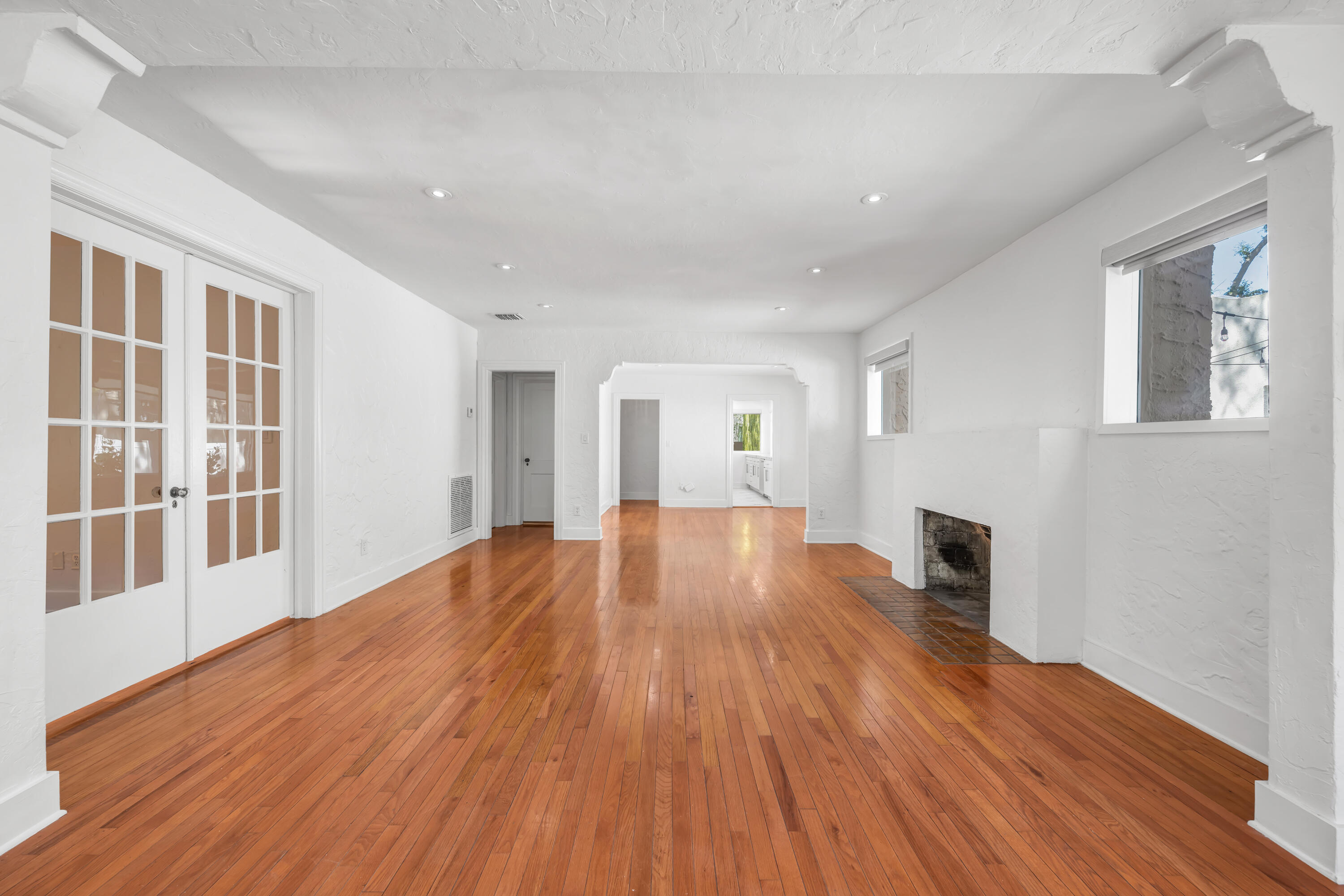 1612 SE 2nd, Fort Lauderdale FL 33301