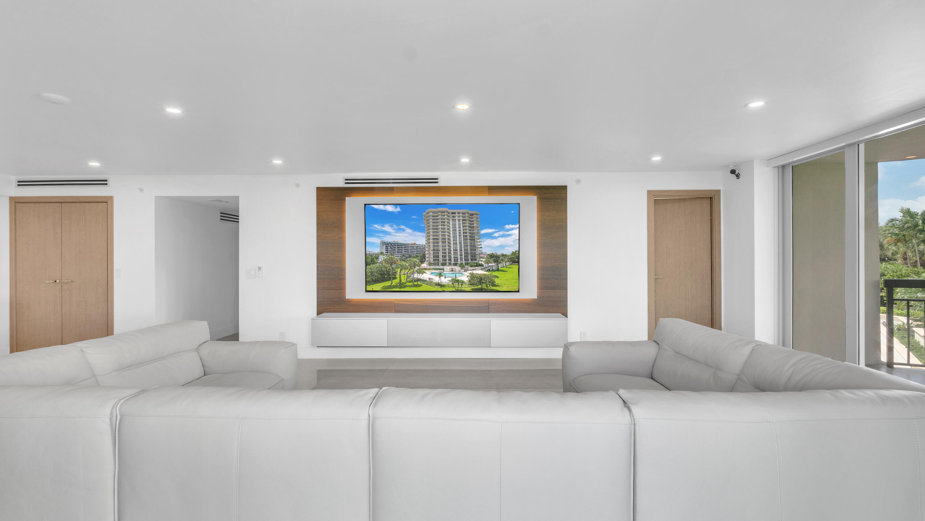 901 E Camino Real #2a, Boca Raton FL 33432