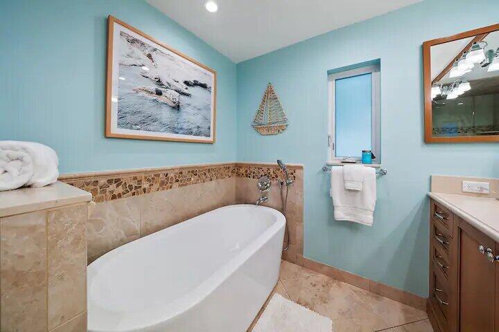 500 Sunrise, Juno Beach FL 33408