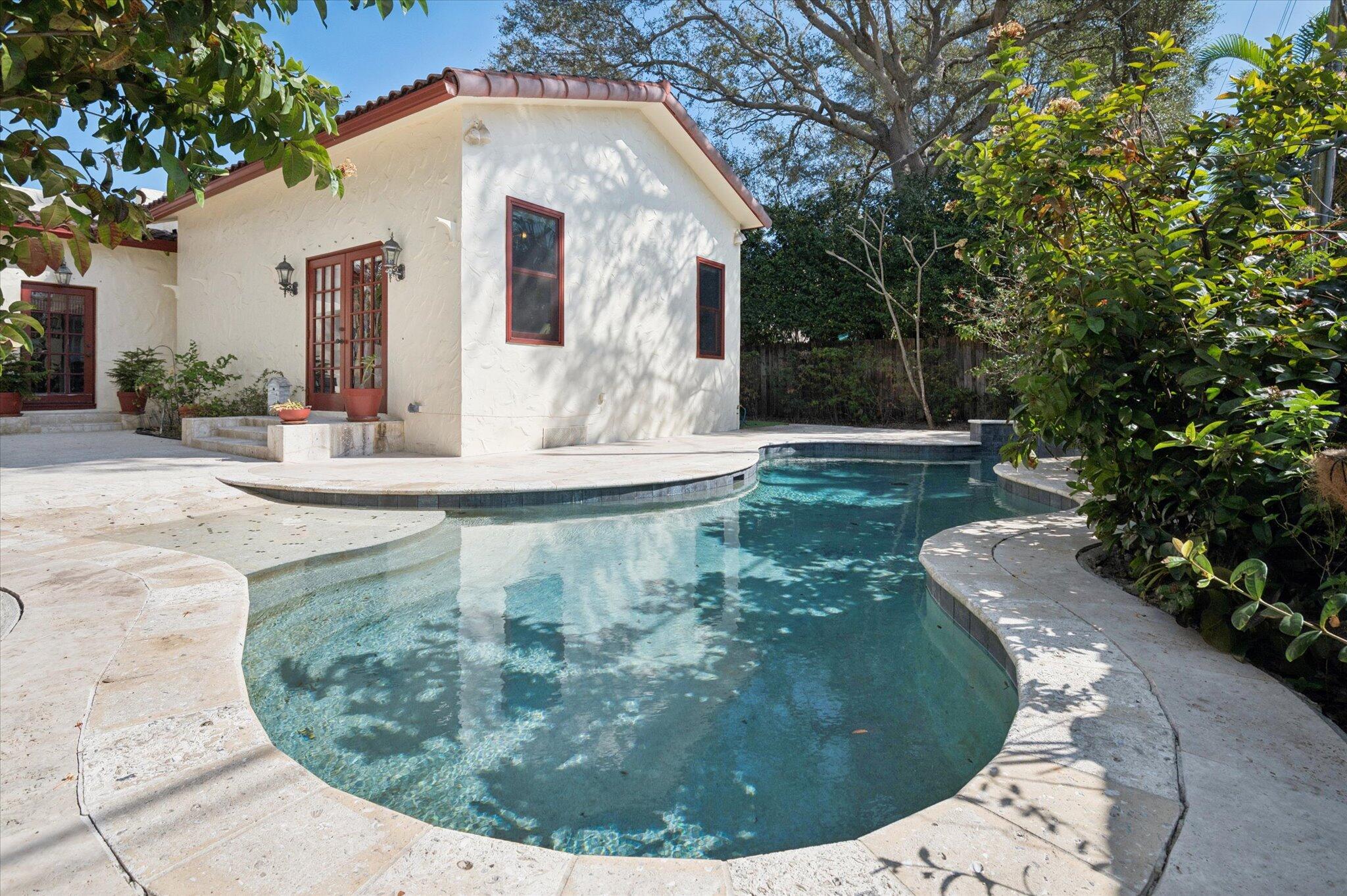 704 SE 8th, Fort Lauderdale FL 33316