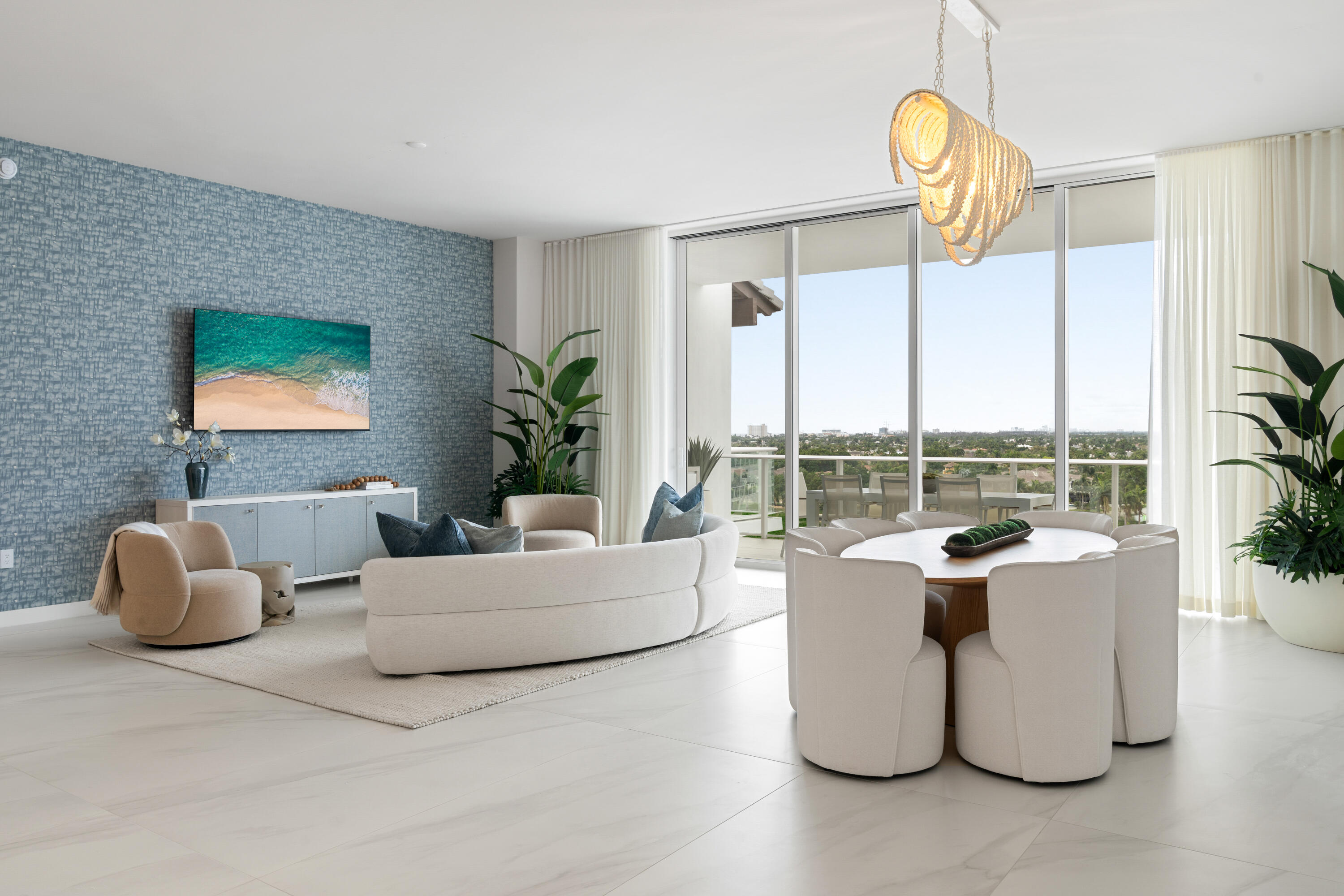 220 SE Mizner #Ph922, Boca Raton FL 33432