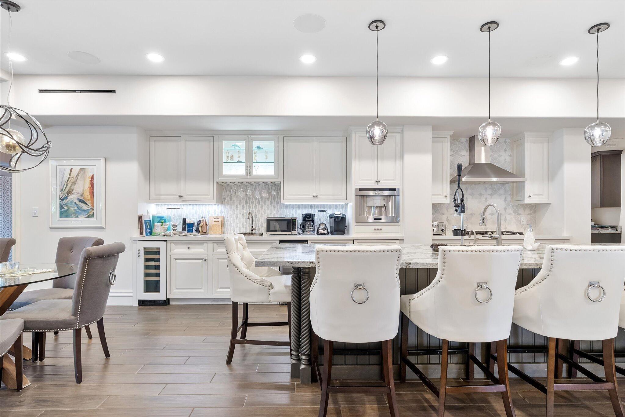 1001 Coconut #1001, Fort Lauderdale FL 33315