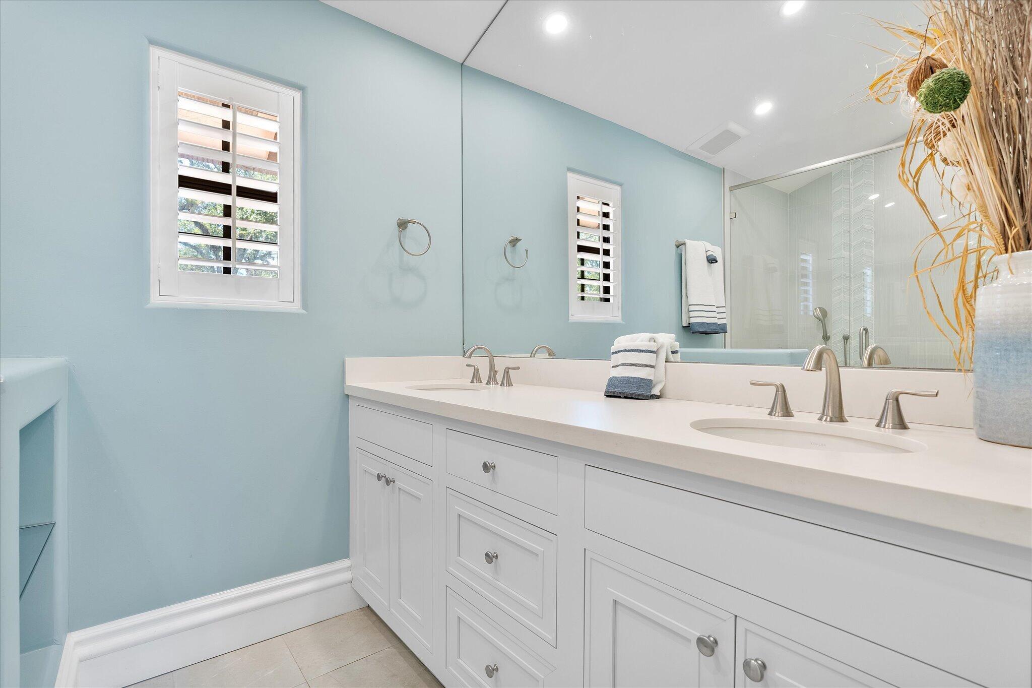 1001 Coconut #1001, Fort Lauderdale FL 33315