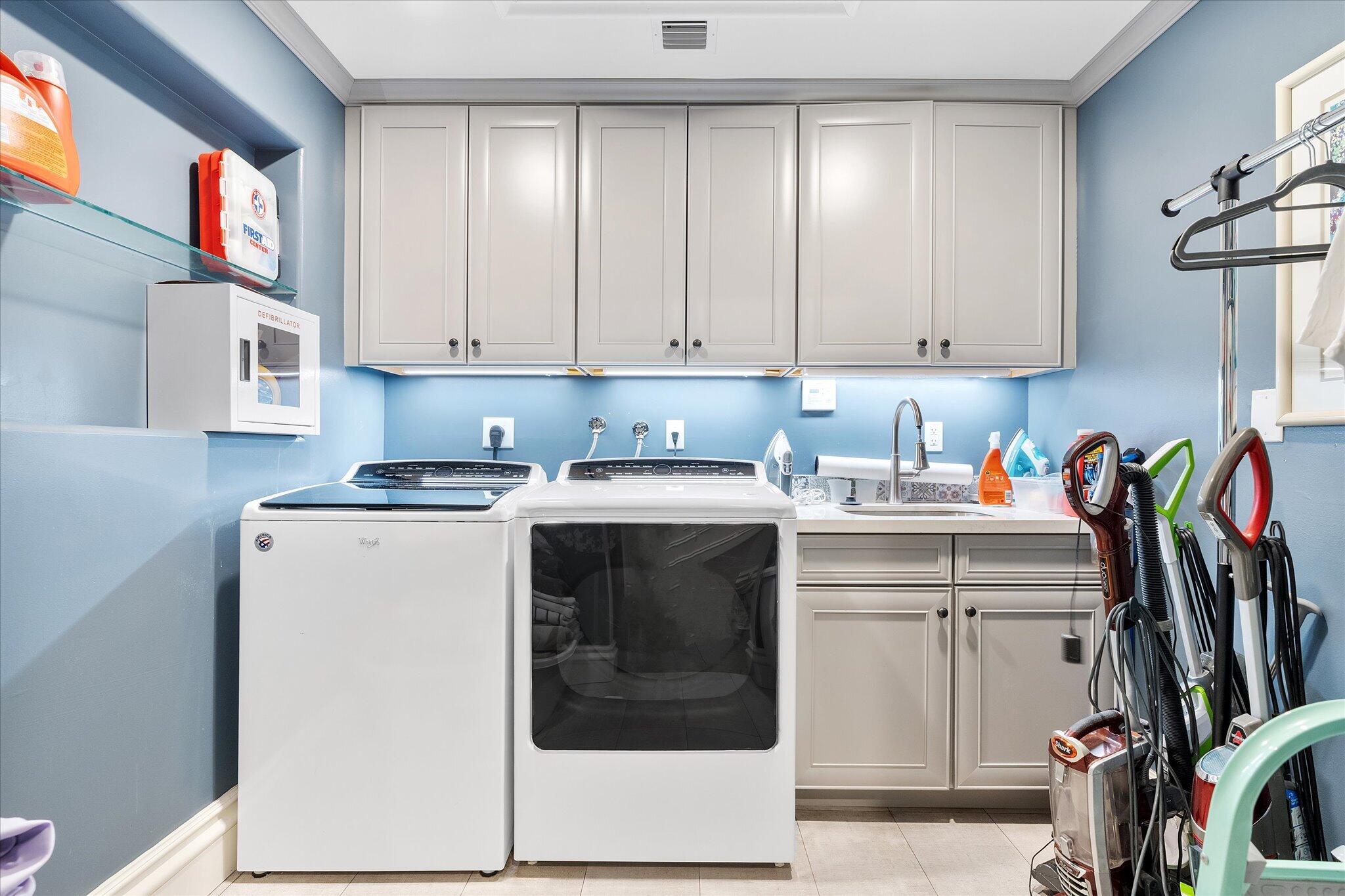1001 Coconut #1001, Fort Lauderdale FL 33315