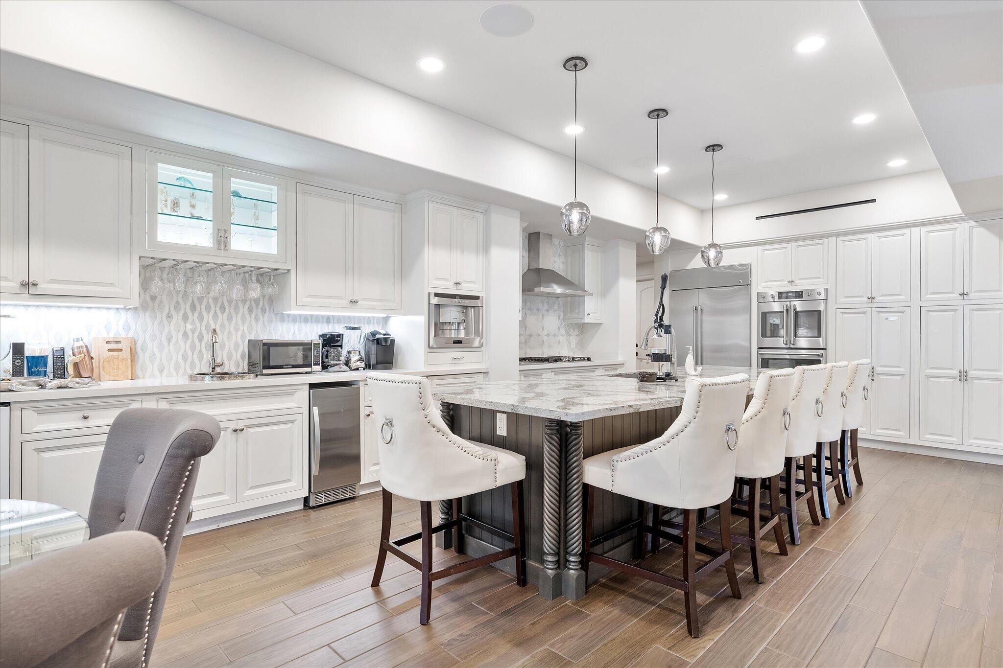 1001 Coconut #1001, Fort Lauderdale FL 33315