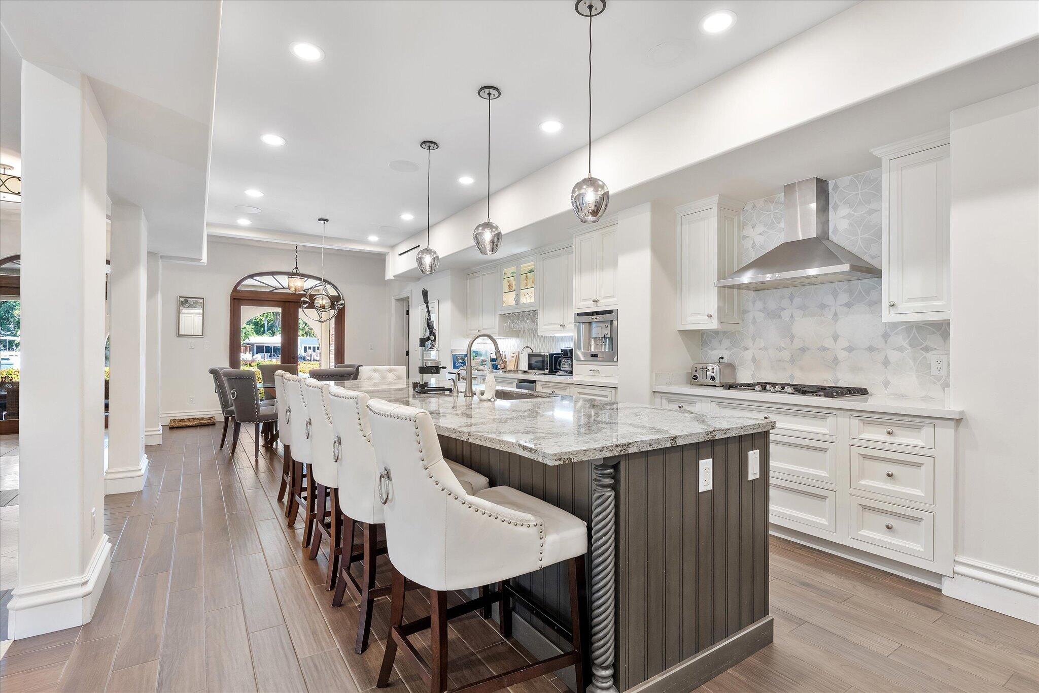 1001 Coconut #1001, Fort Lauderdale FL 33315