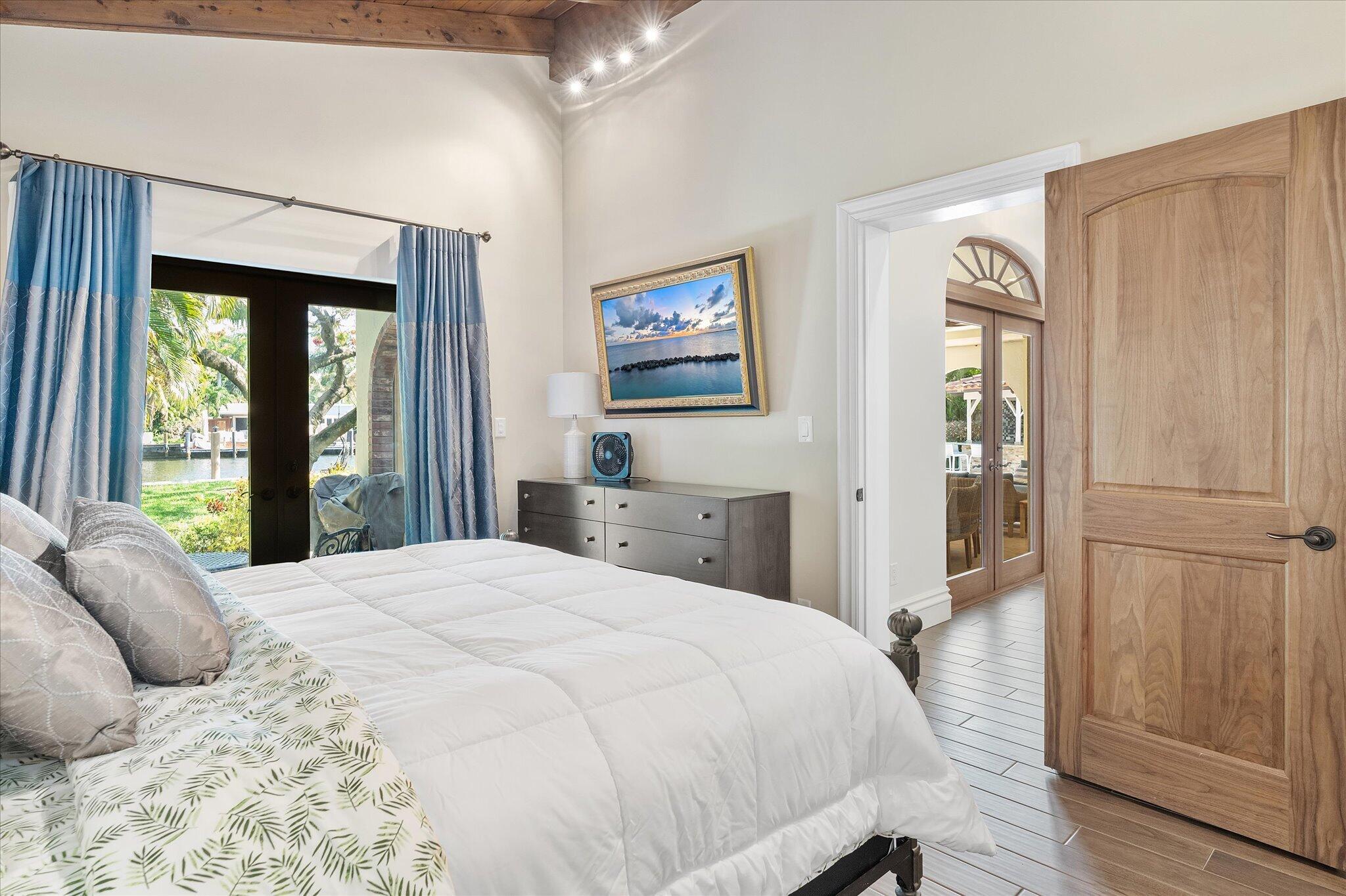 1001 Coconut #1001, Fort Lauderdale FL 33315