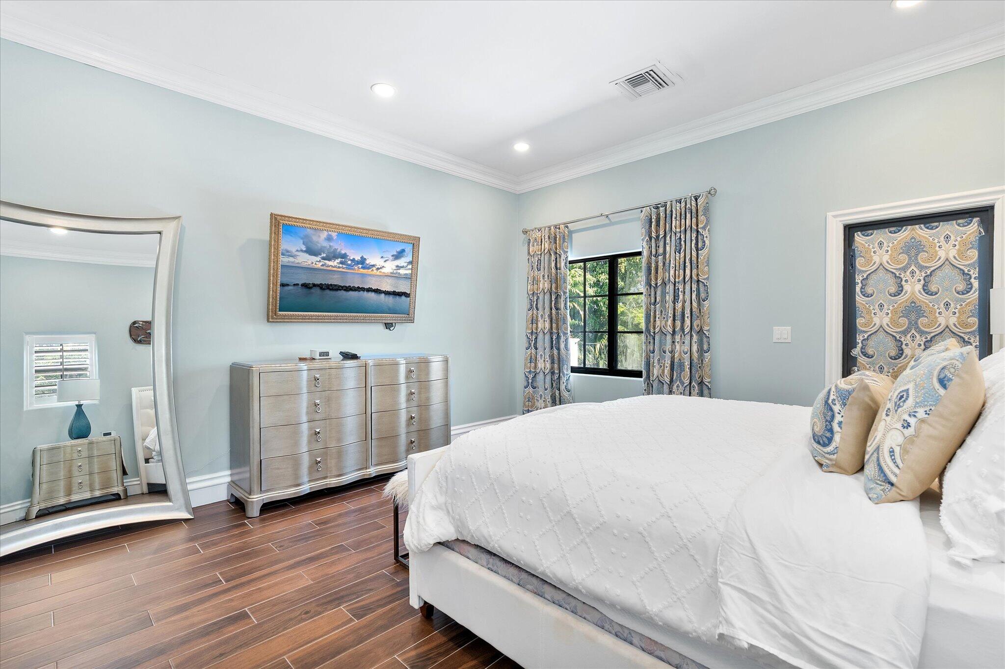 1001 Coconut #1001, Fort Lauderdale FL 33315
