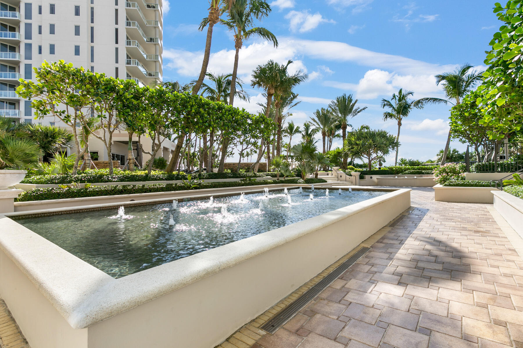 2700 N Ocean #501a, Singer Island FL 33404