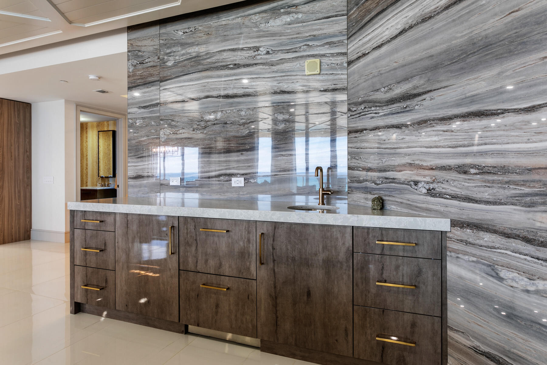 2700 N Ocean #501a, Singer Island FL 33404