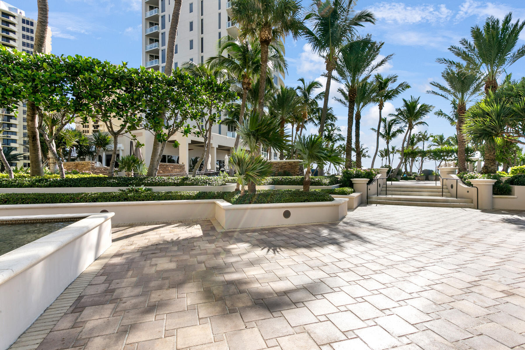 2700 N Ocean #501a, Singer Island FL 33404