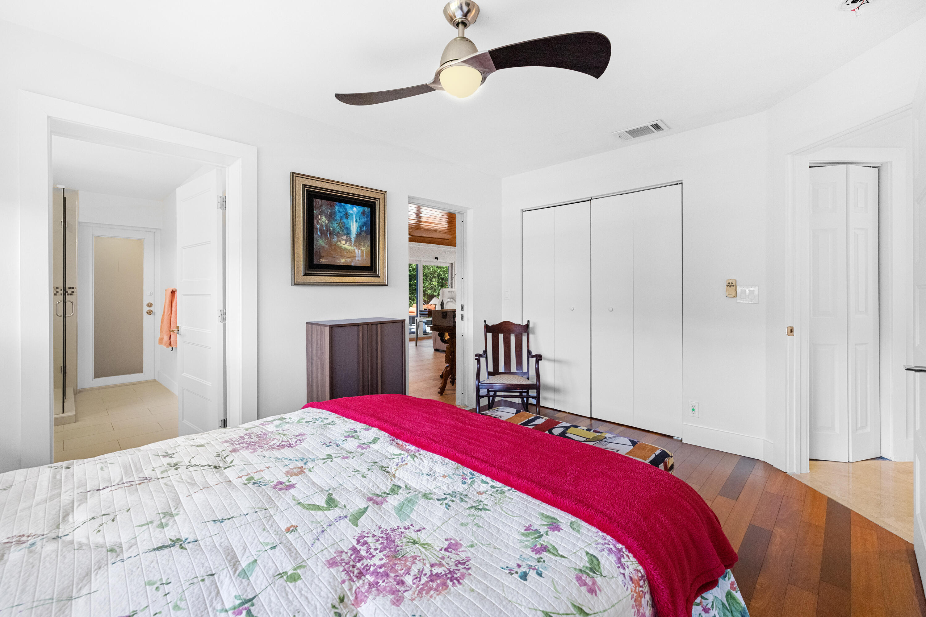5041 NE 24th, Lighthouse Point FL 33064
