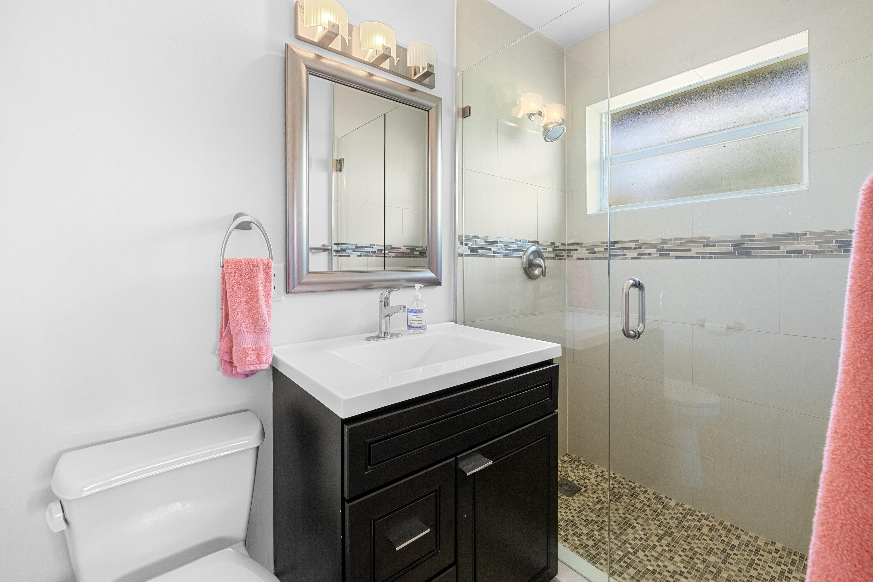 5041 NE 24th, Lighthouse Point FL 33064