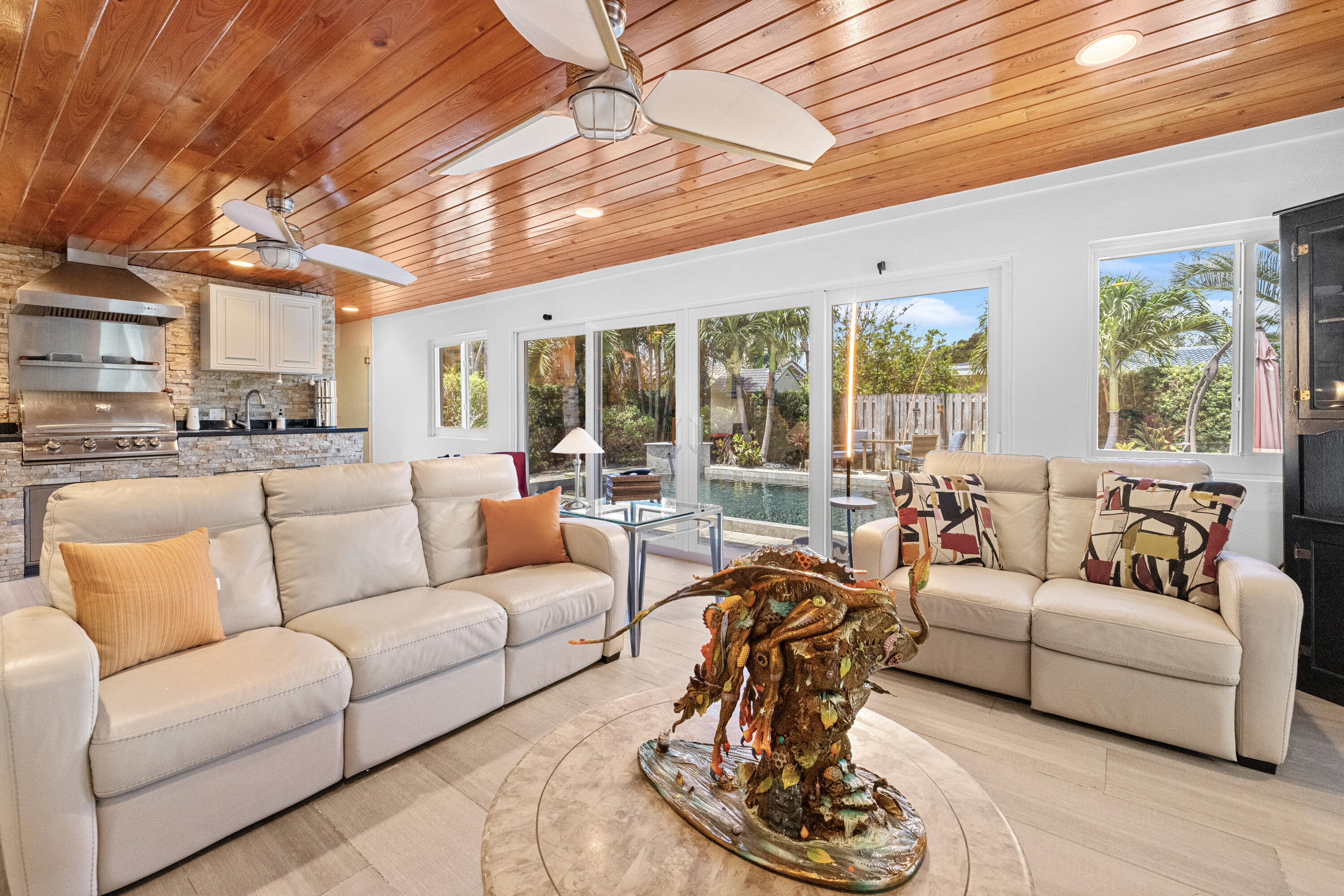5041 NE 24th, Lighthouse Point FL 33064