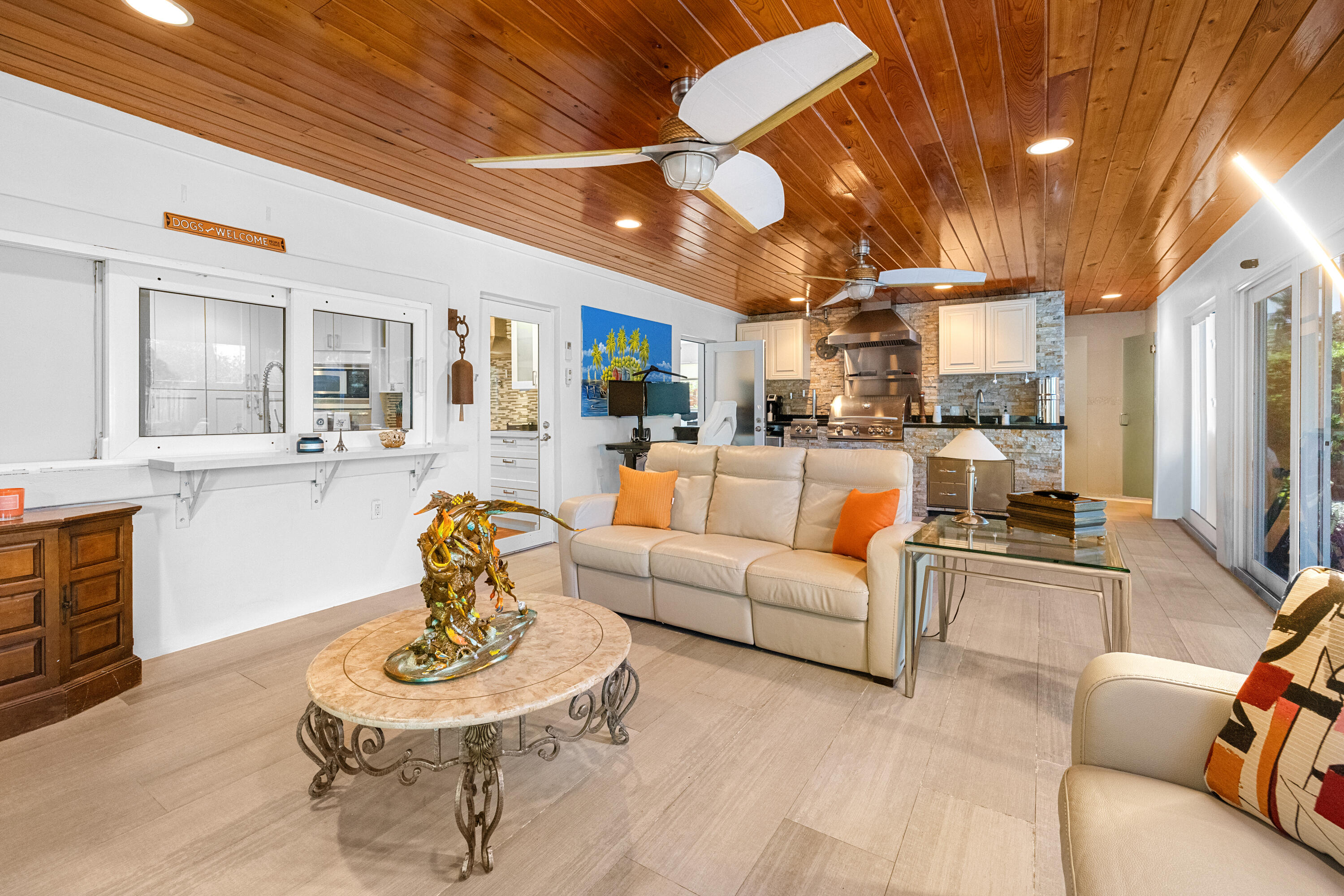 5041 NE 24th, Lighthouse Point FL 33064