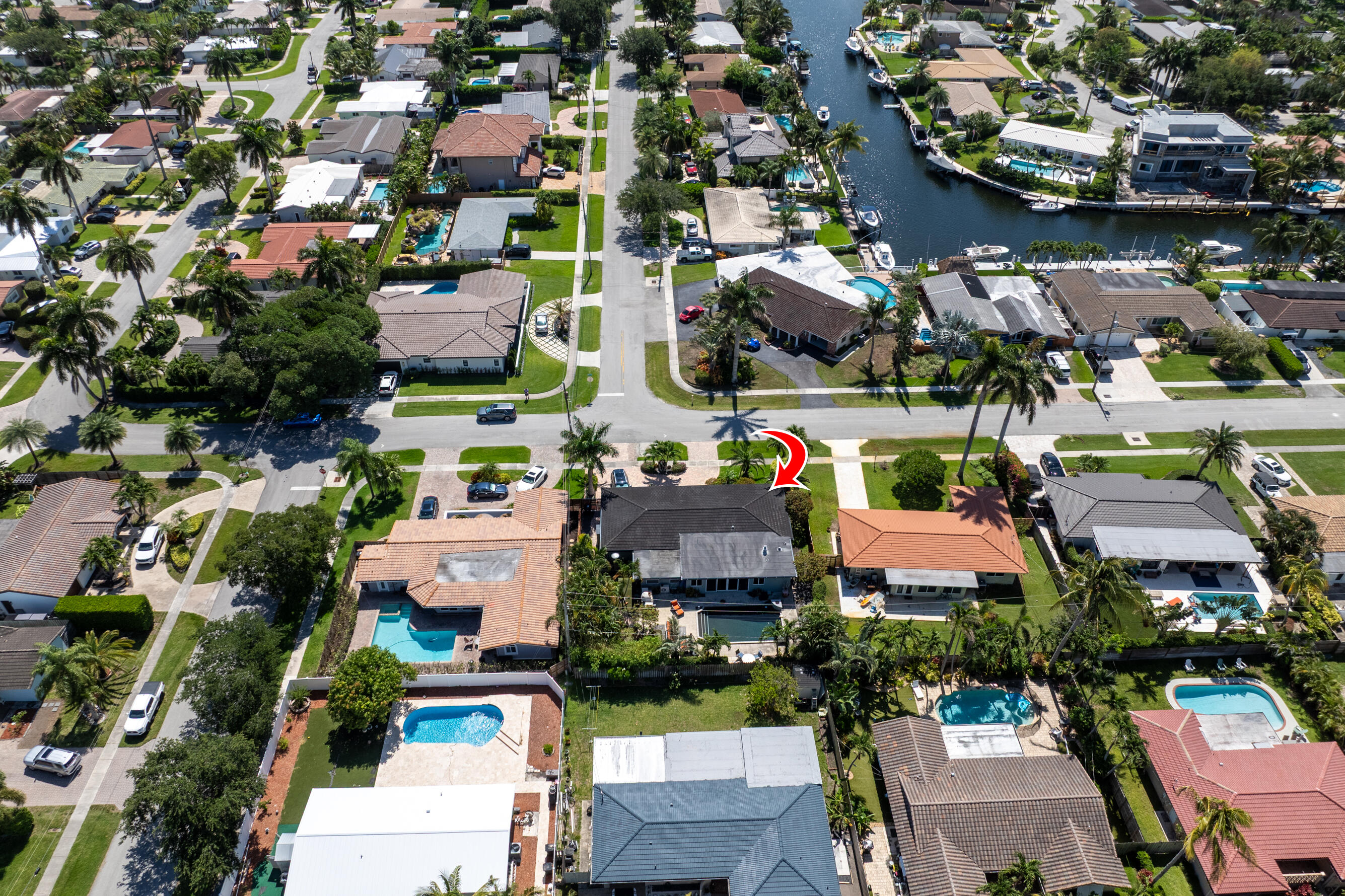 5041 NE 24th, Lighthouse Point FL 33064