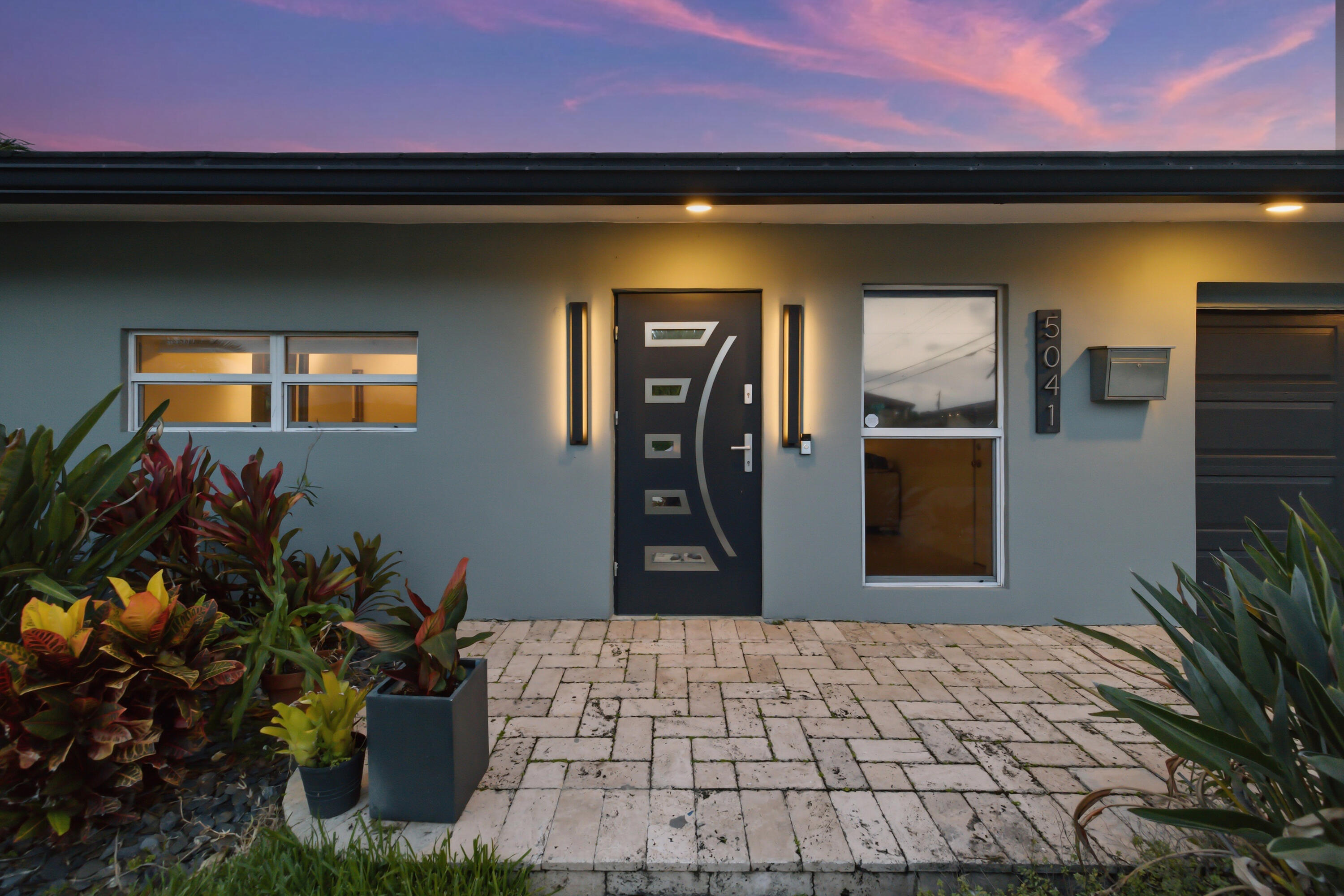 5041 NE 24th, Lighthouse Point FL 33064