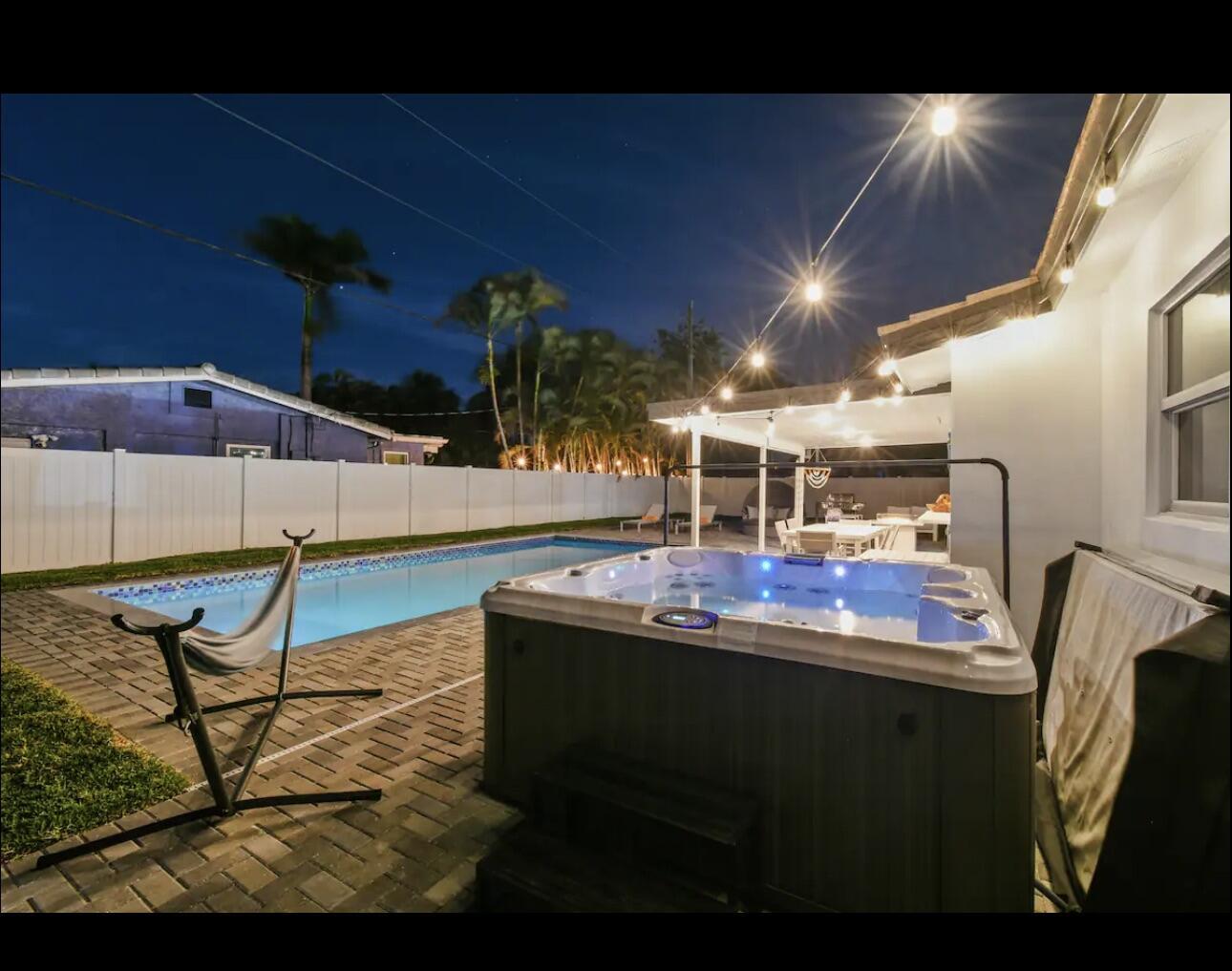 5040 NE 22nd, Lighthouse Point FL 33064