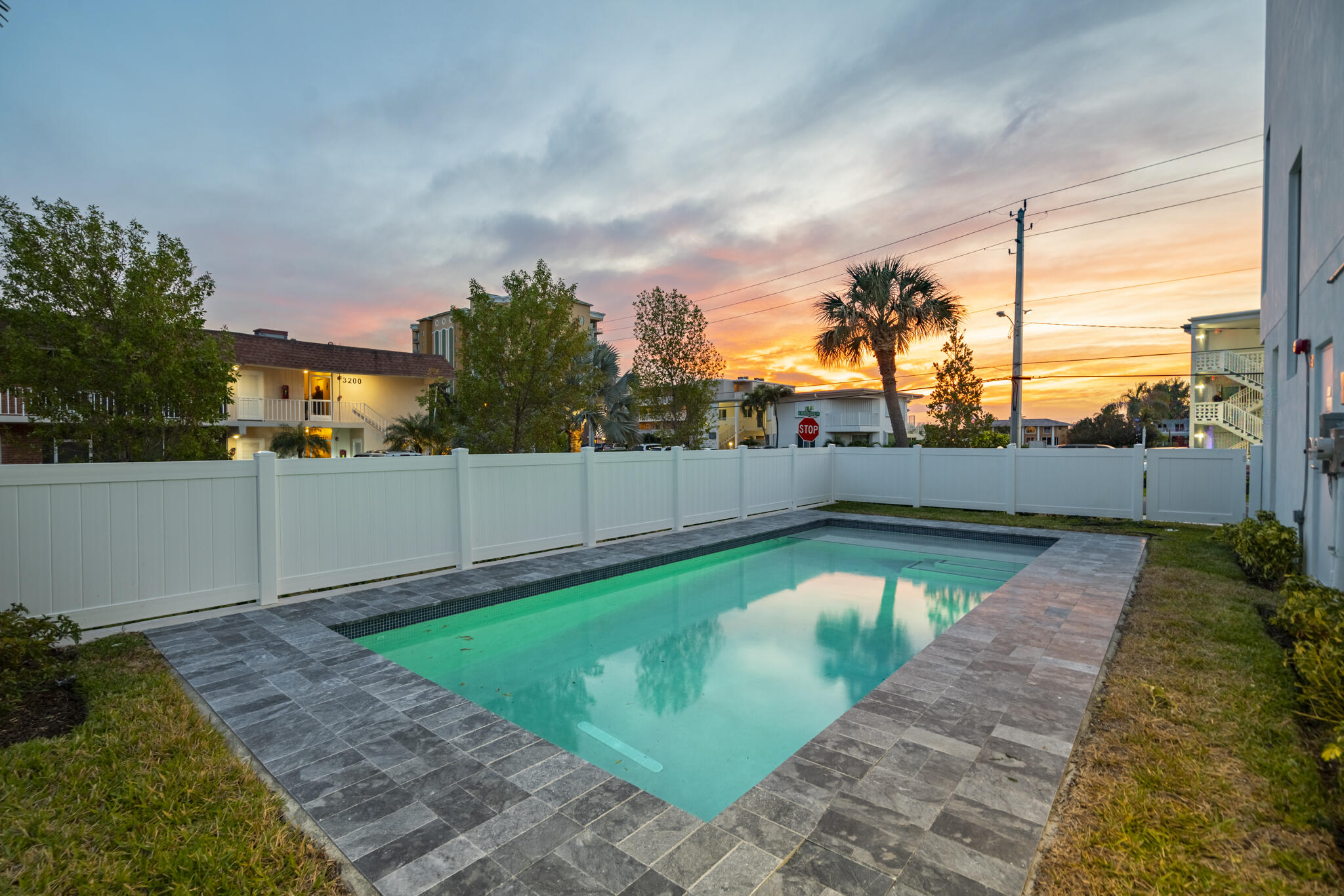 1006 N Riverside, Pompano Beach FL 33062