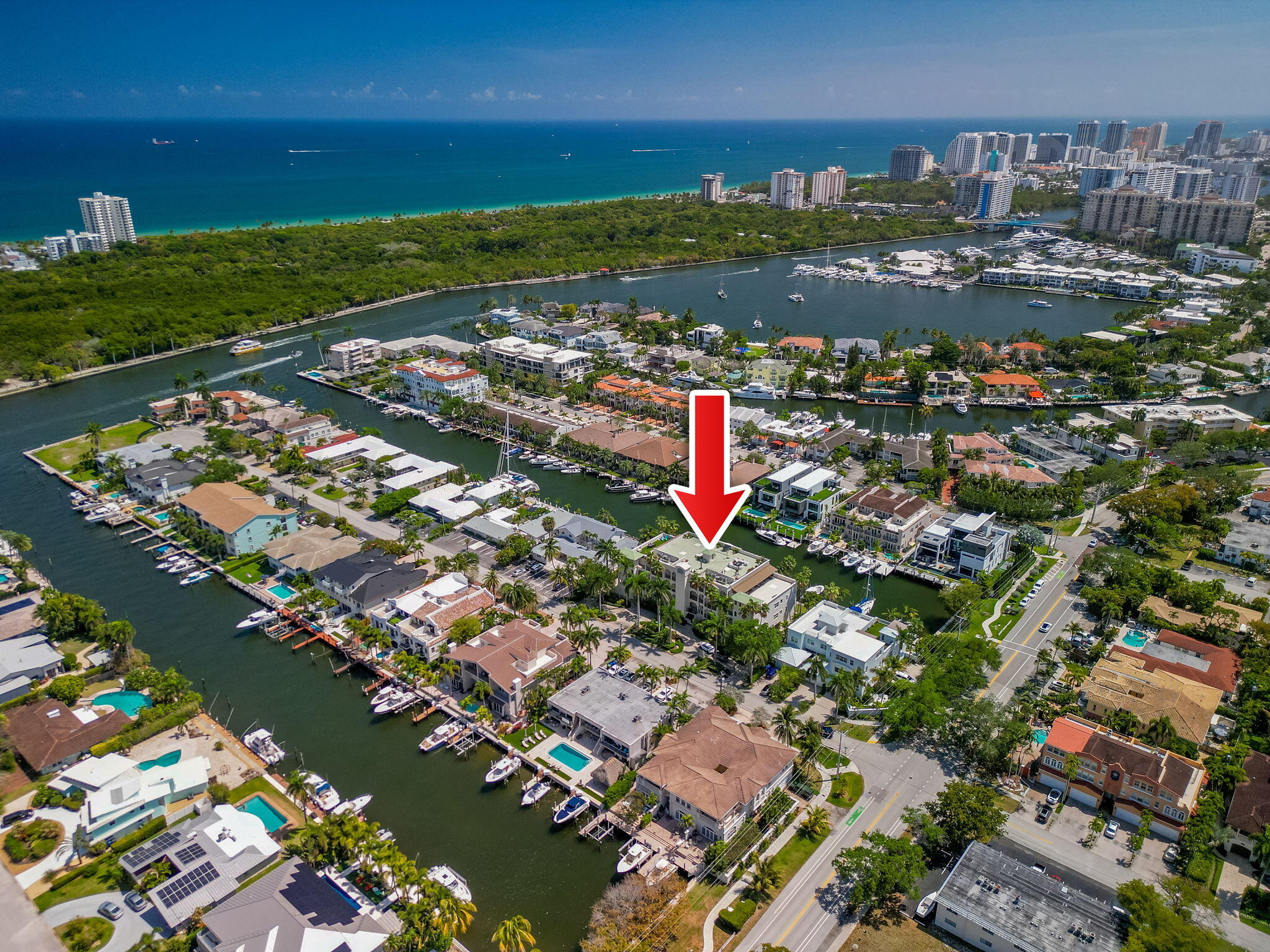 2720 NE 15th #303, Fort Lauderdale FL 33304