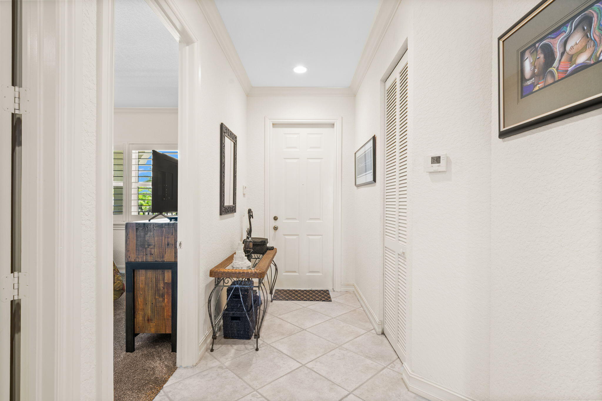 2720 NE 15th #303, Fort Lauderdale FL 33304