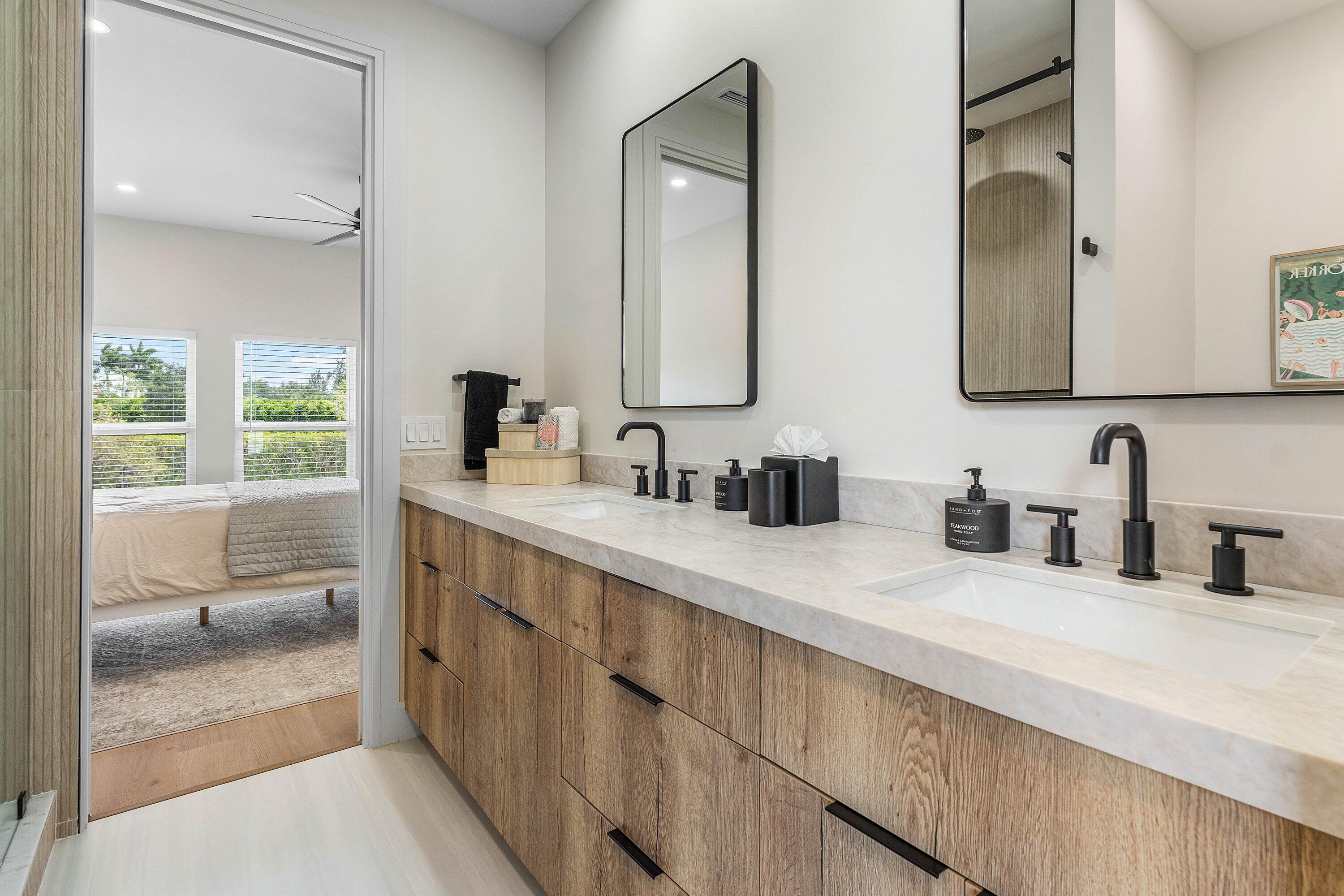 9701 Spray, West Palm Beach FL 33411