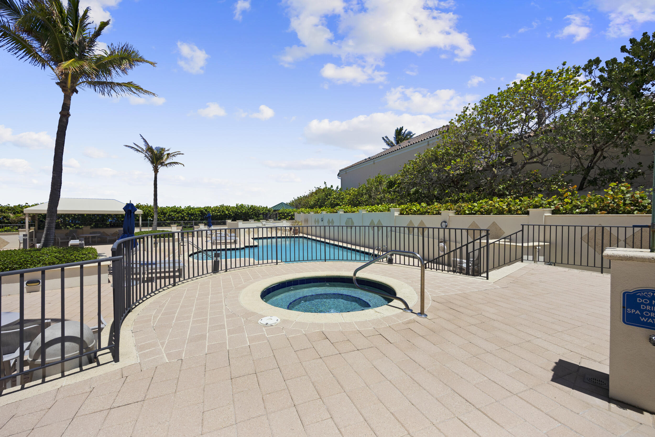 800 Ocean #205, Juno Beach FL 33408