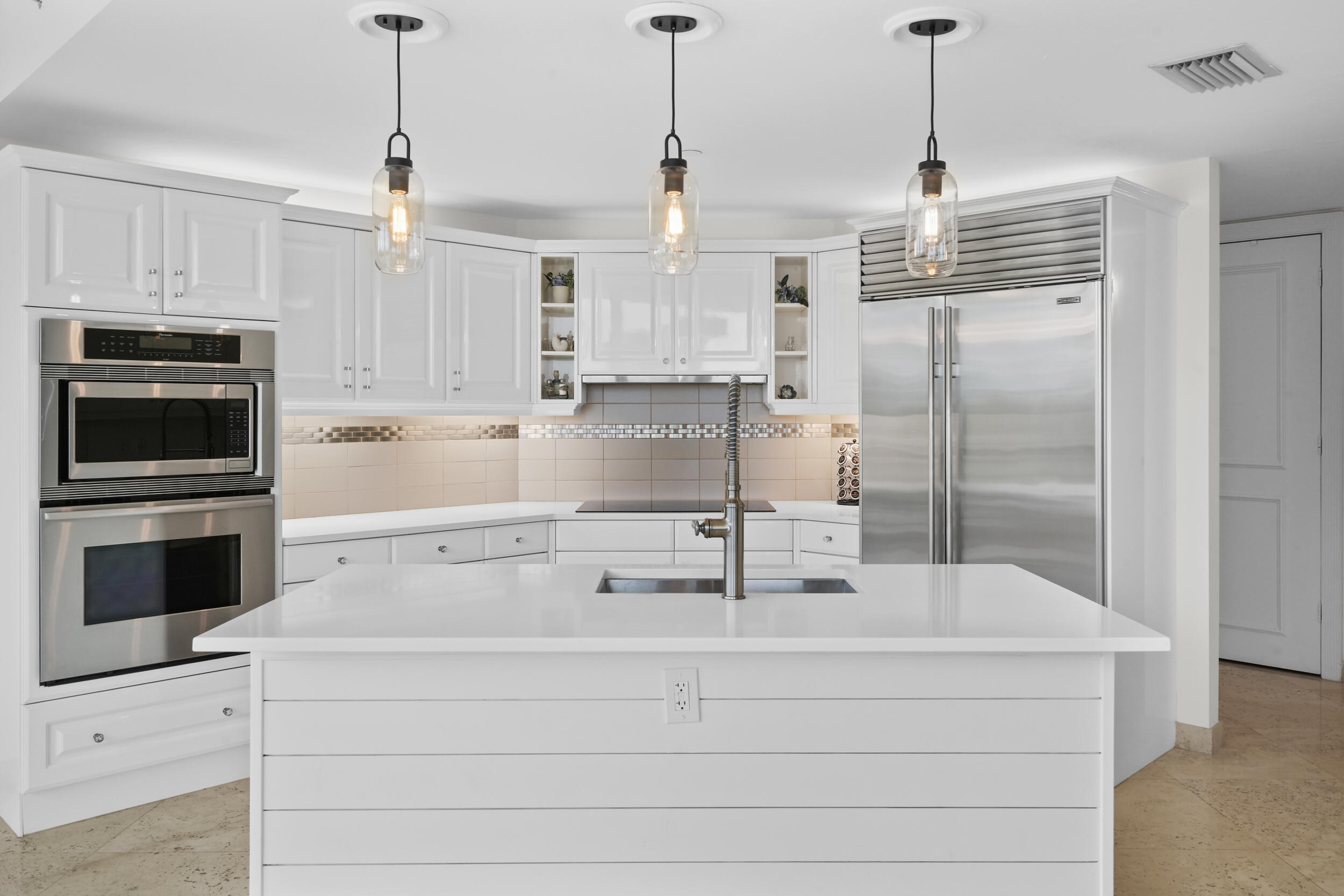 800 Ocean #205, Juno Beach FL 33408