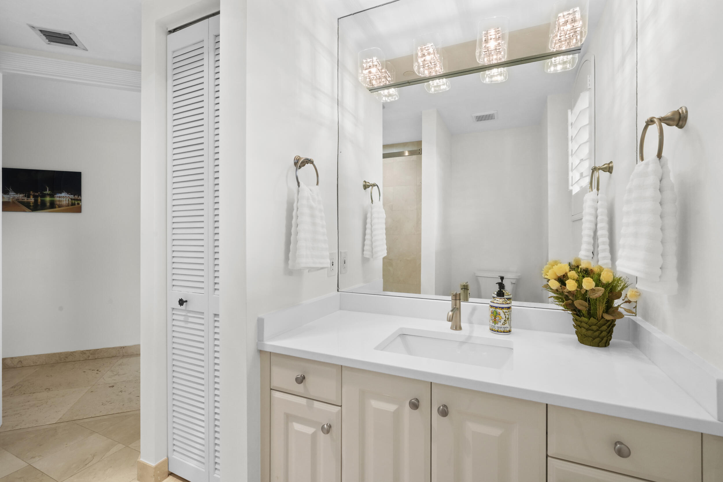 800 Ocean #205, Juno Beach FL 33408