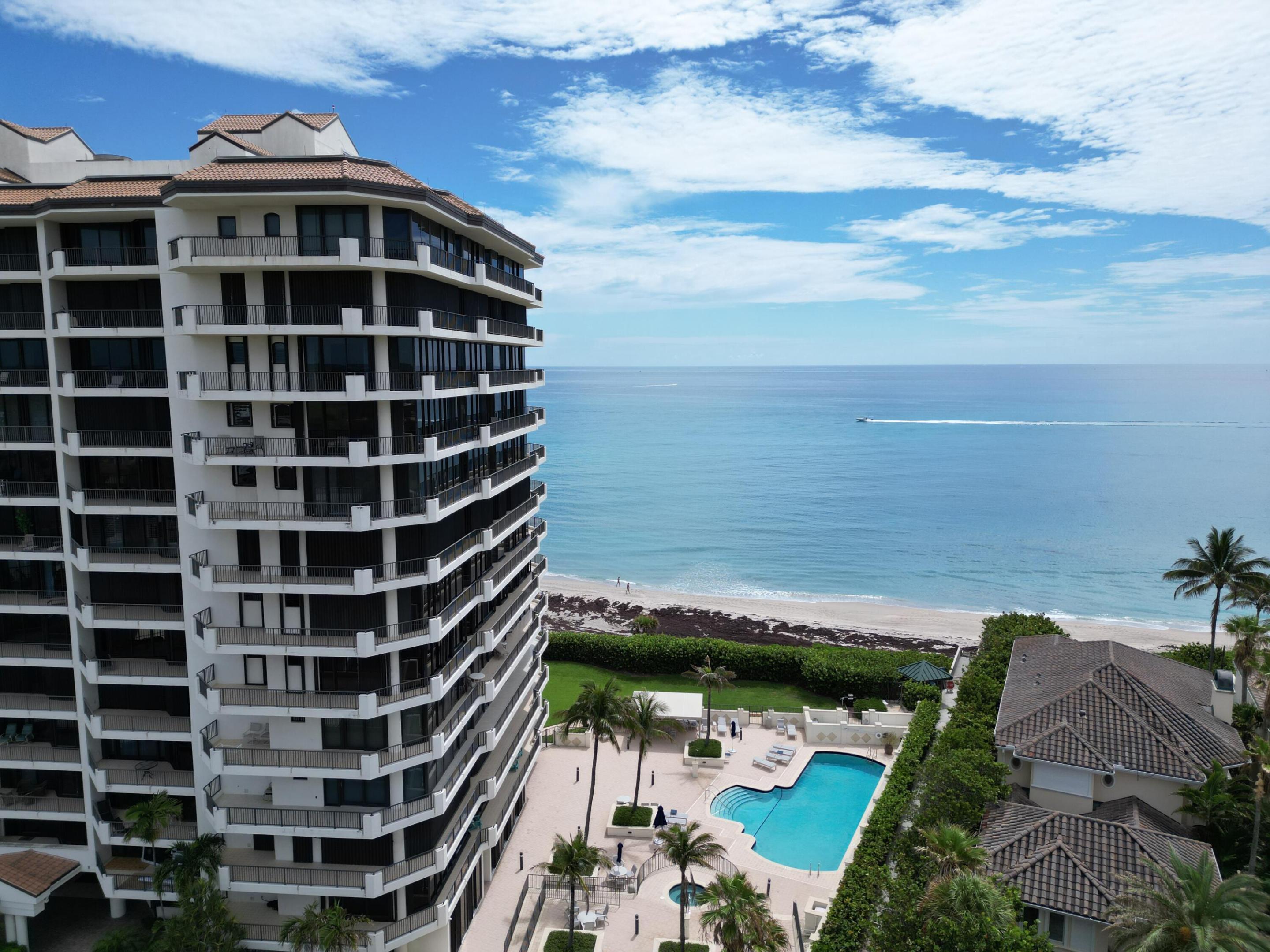 800 Ocean #205, Juno Beach FL 33408