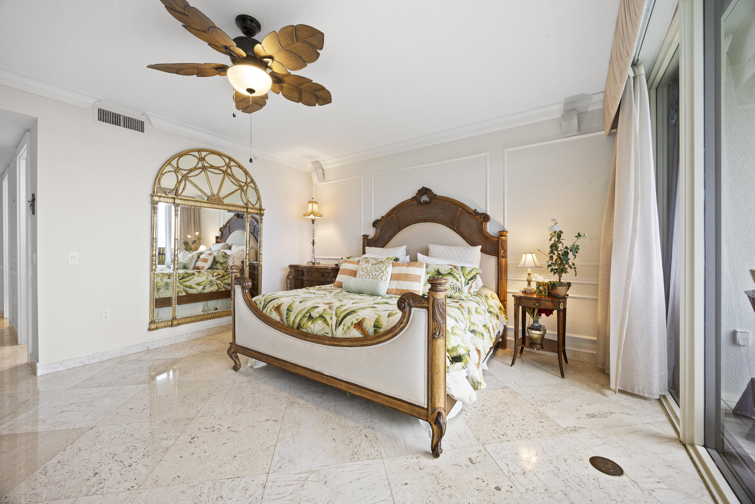 800 Ocean #205, Juno Beach FL 33408