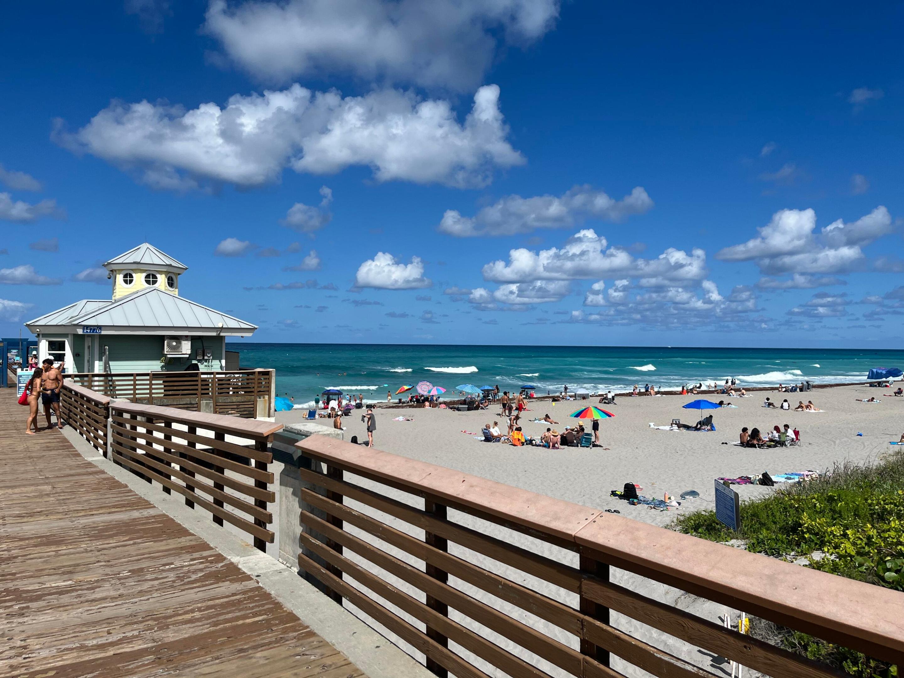 800 Ocean #205, Juno Beach FL 33408