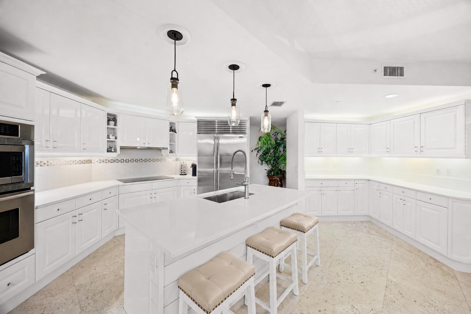 800 Ocean #205, Juno Beach FL 33408