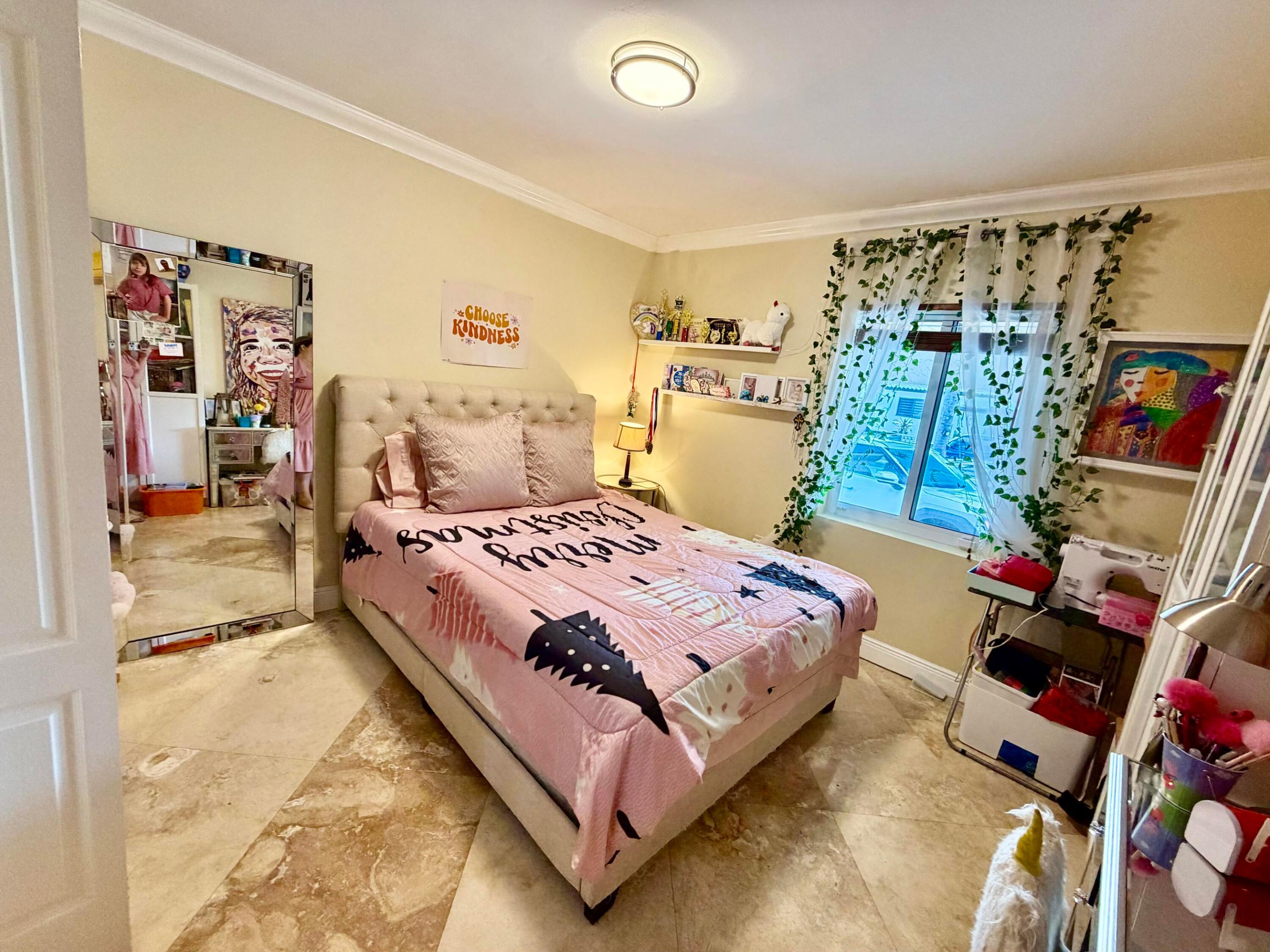 114 SW 57th #A, Miami FL 33144