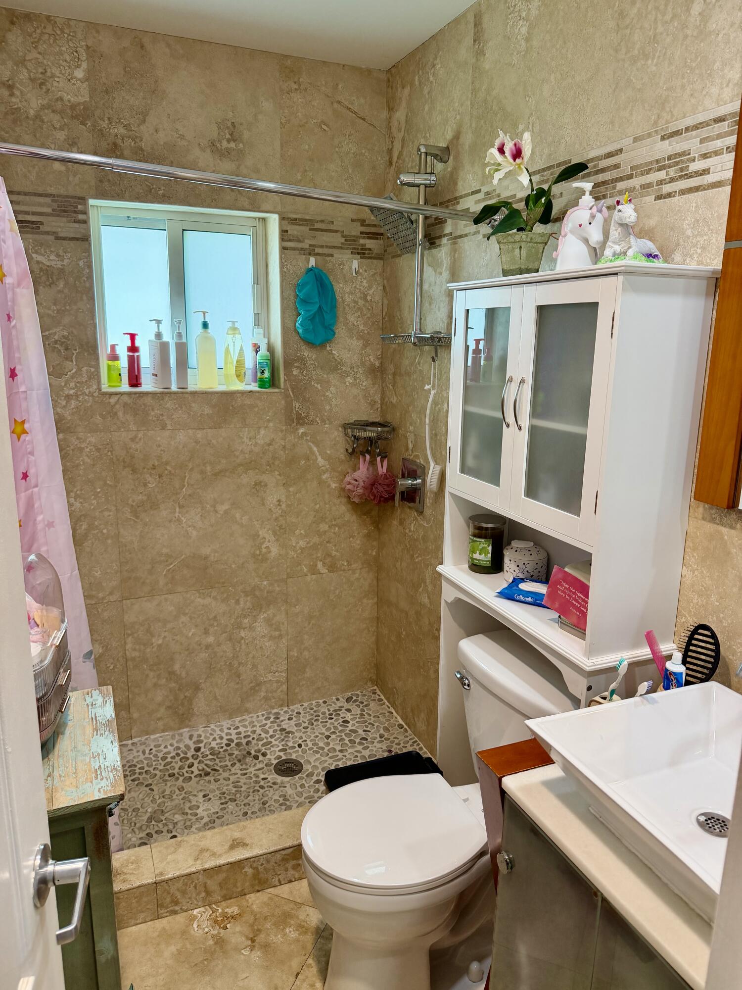 114 SW 57th #A, Miami FL 33144