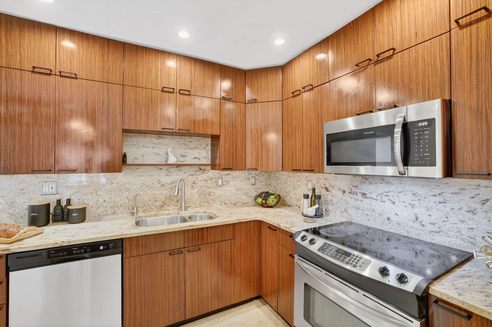 1426 NE 17th, Fort Lauderdale FL 33304
