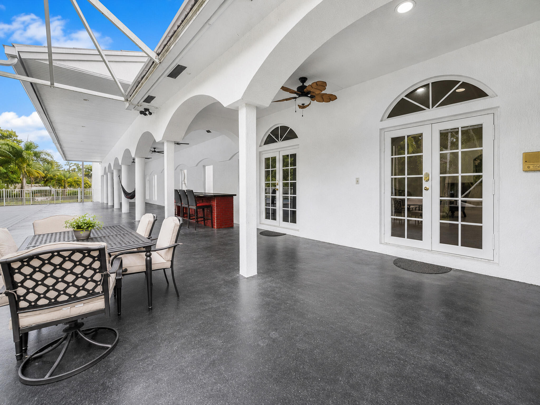 6911 NW 84th, Parkland FL 33067