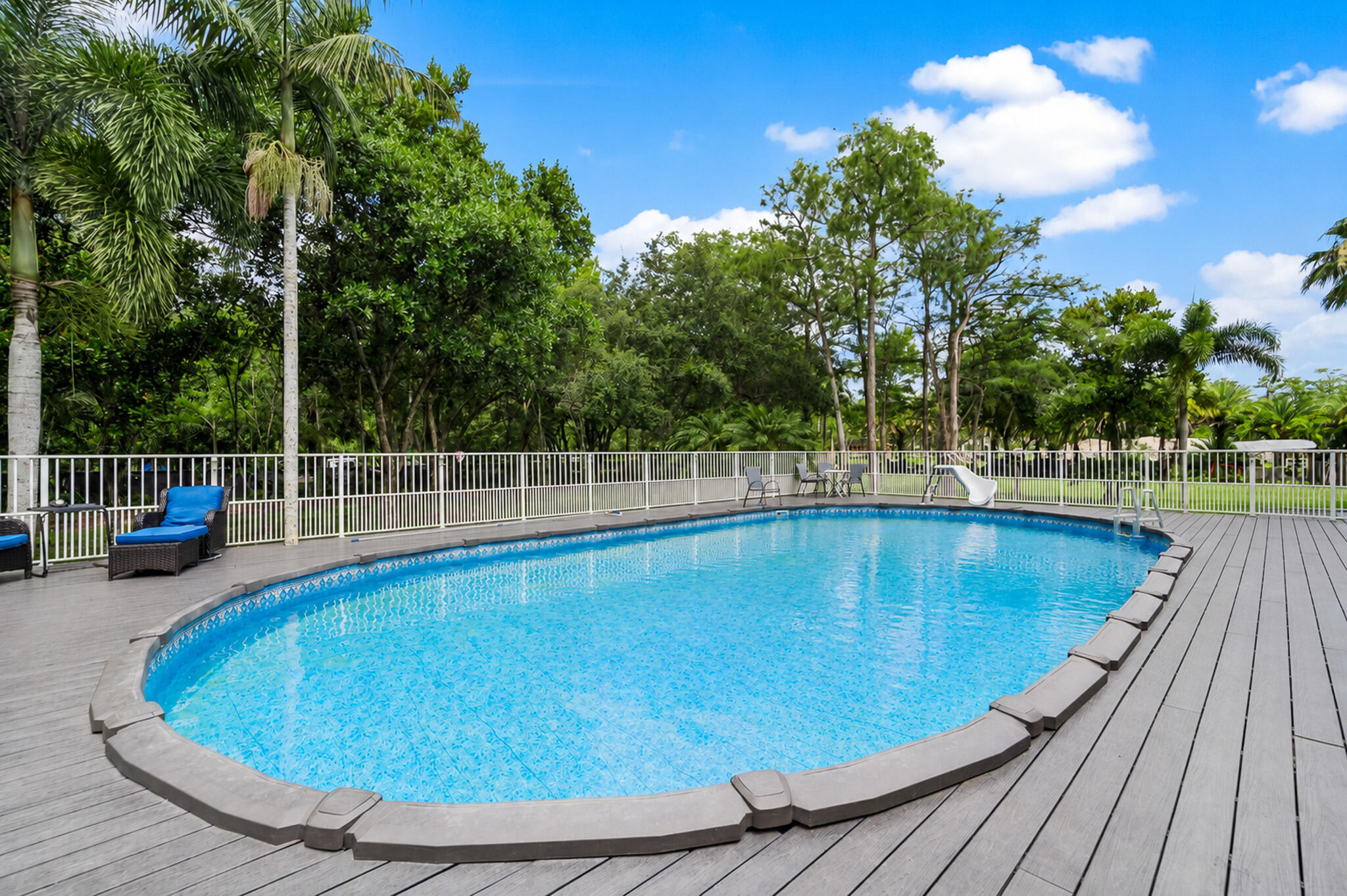 6911 NW 84th, Parkland FL 33067