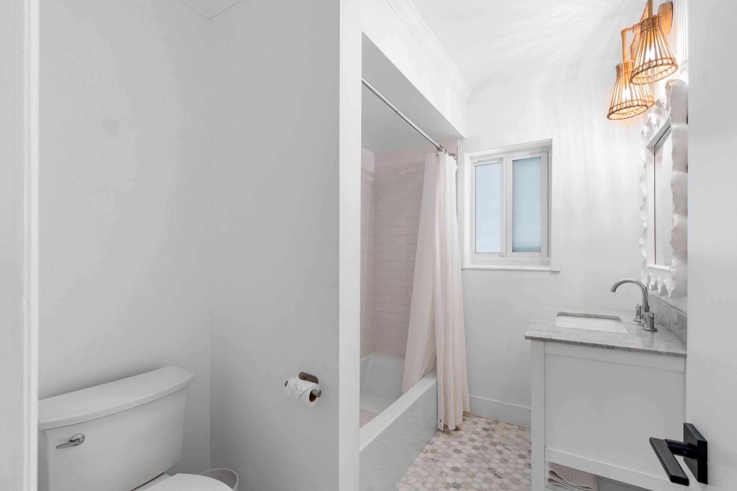 35 Anna, Ocean Ridge FL 33435